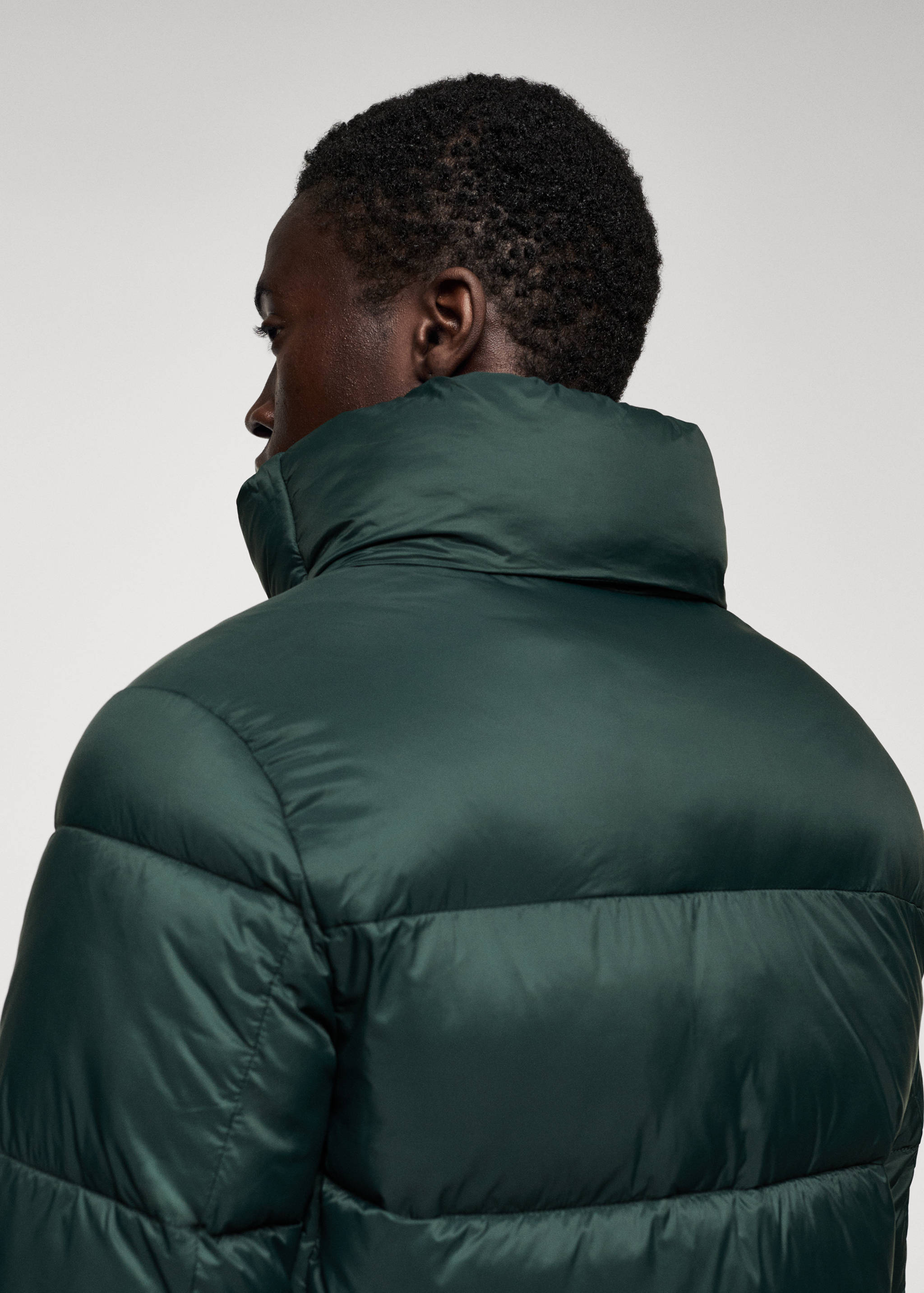 Anorak résistant à l'eau capuche - Détail de l'article 1