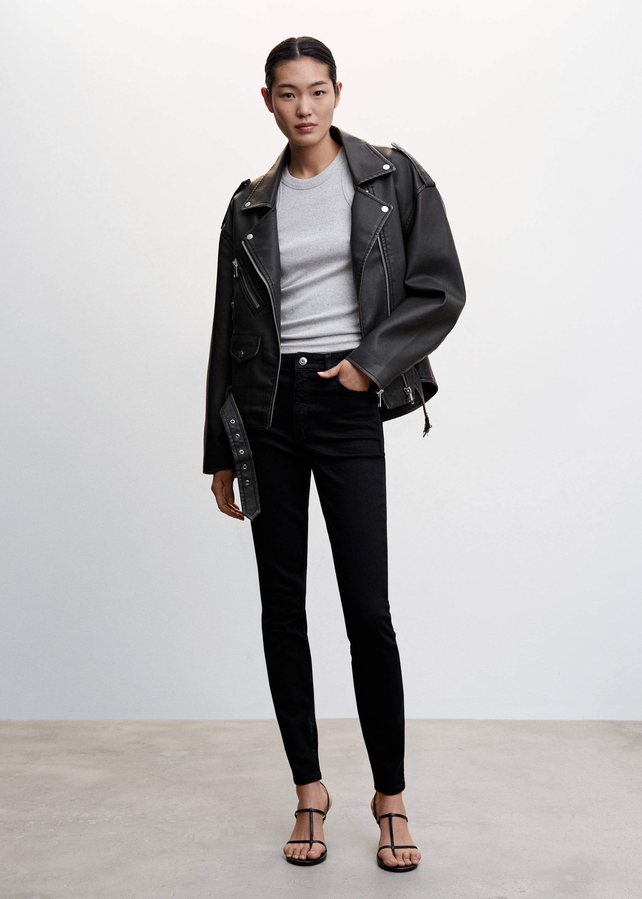 High-rise skinny jeans - General plane