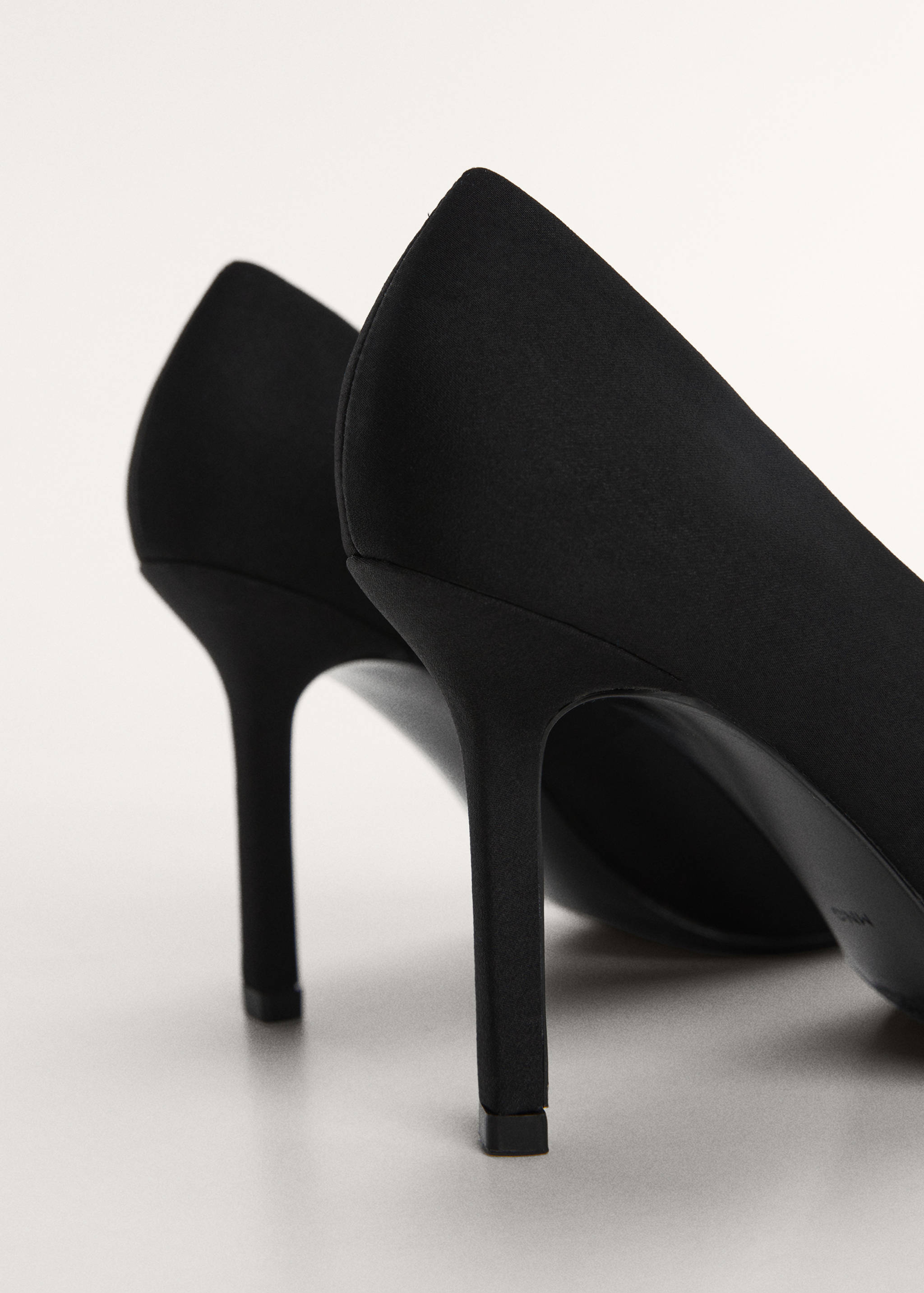 Jewel-heel shoes - Details of the article 2