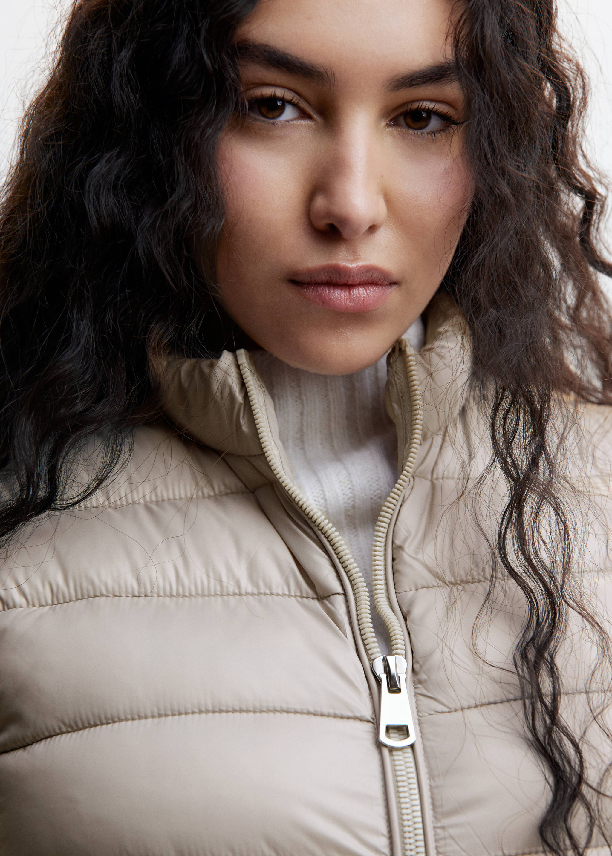 Ultra-light quilted gilet - Details of the article 4