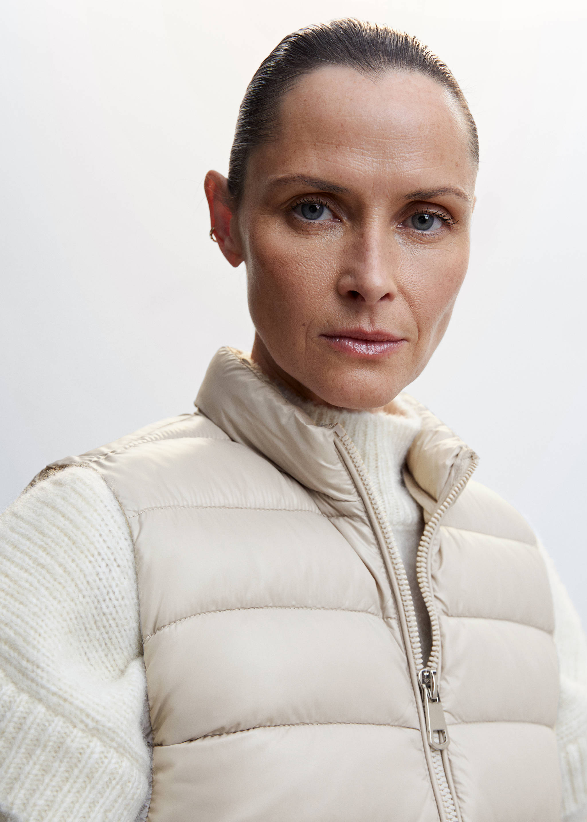 Ultra-light quilted gilet - Details of the article 6