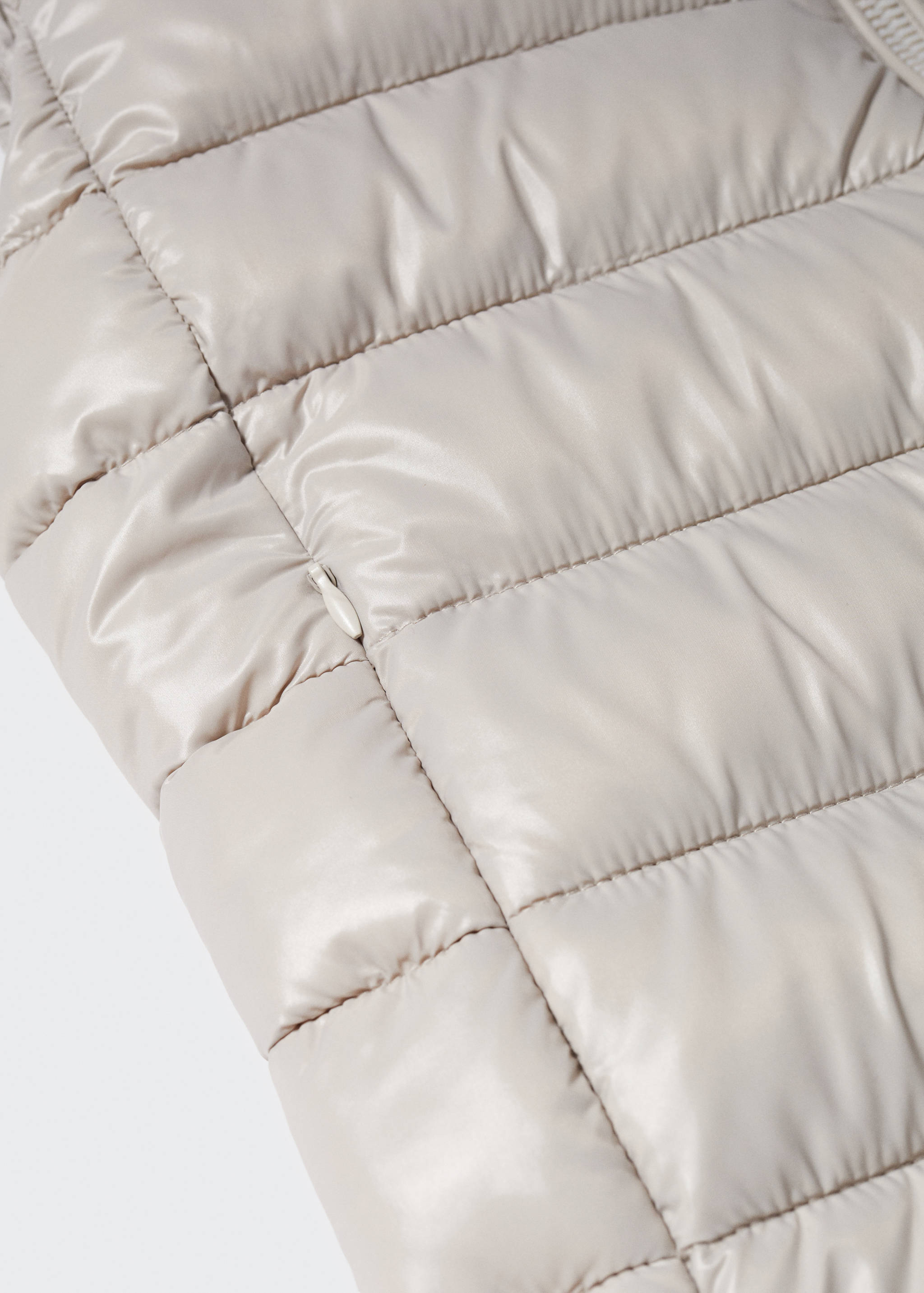 Ultra-light quilted gilet - Details of the article 8