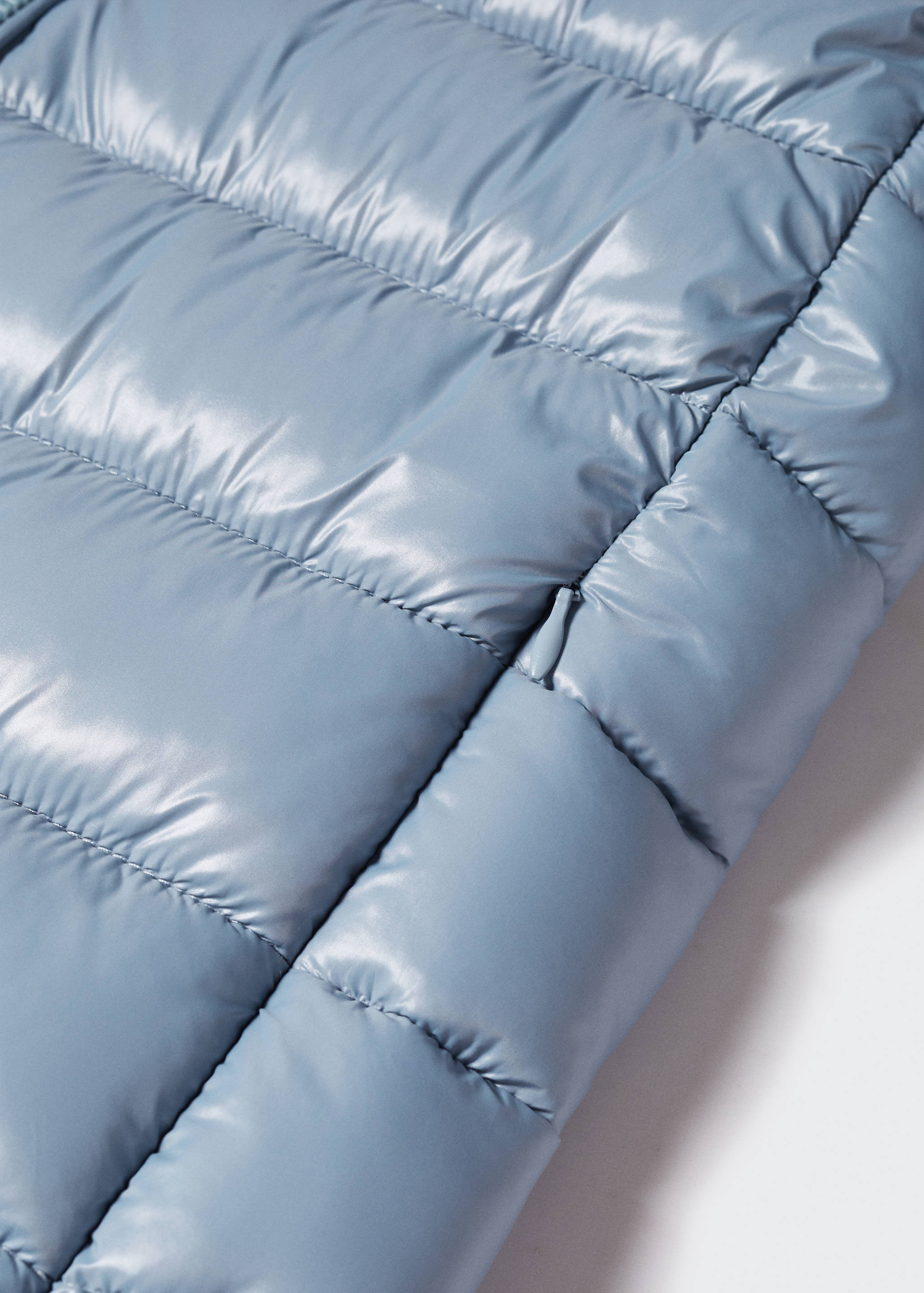 Ultra-light quilted gilet - Details of the article 8
