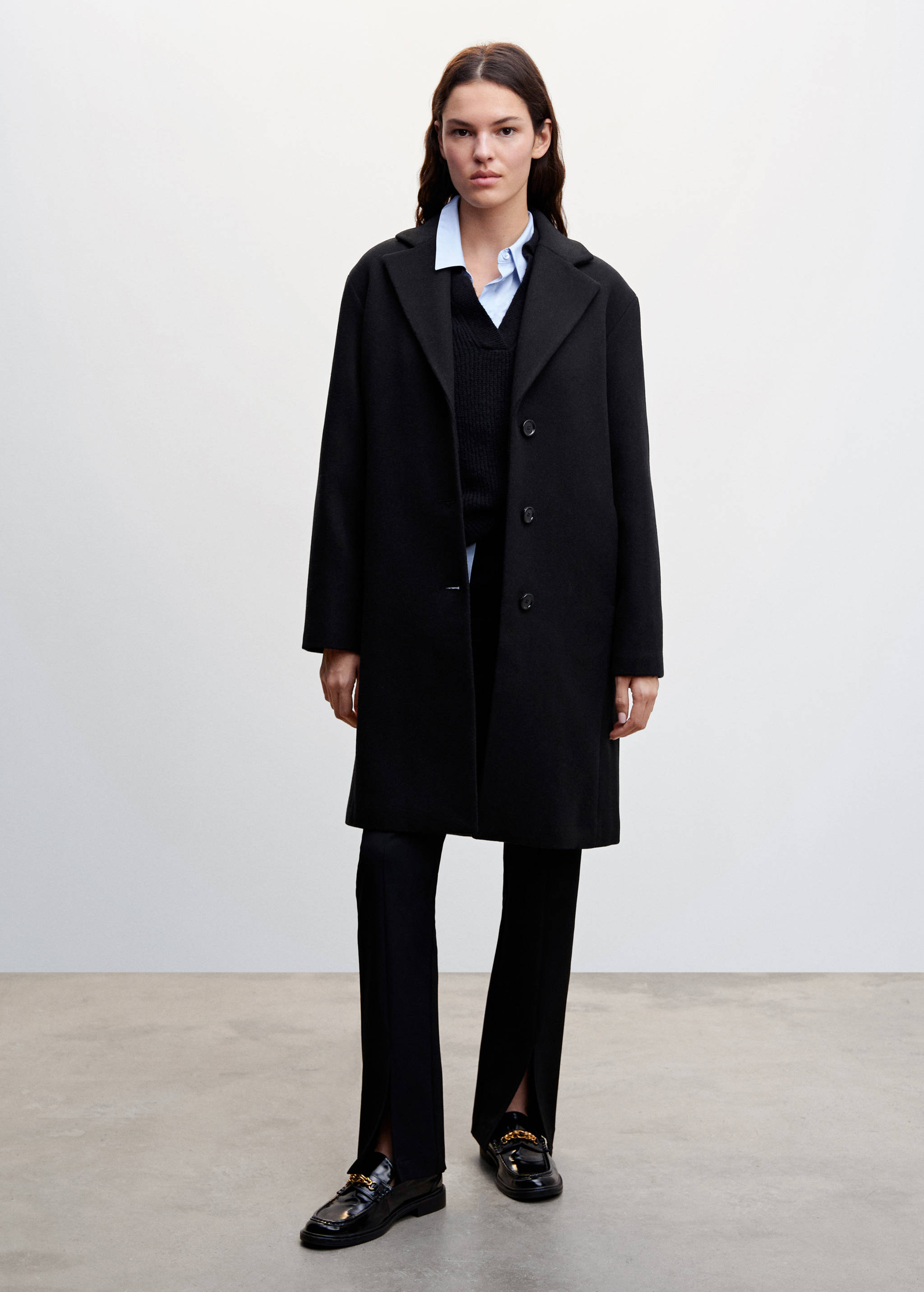 Manteau en laine boutonné - Plan général