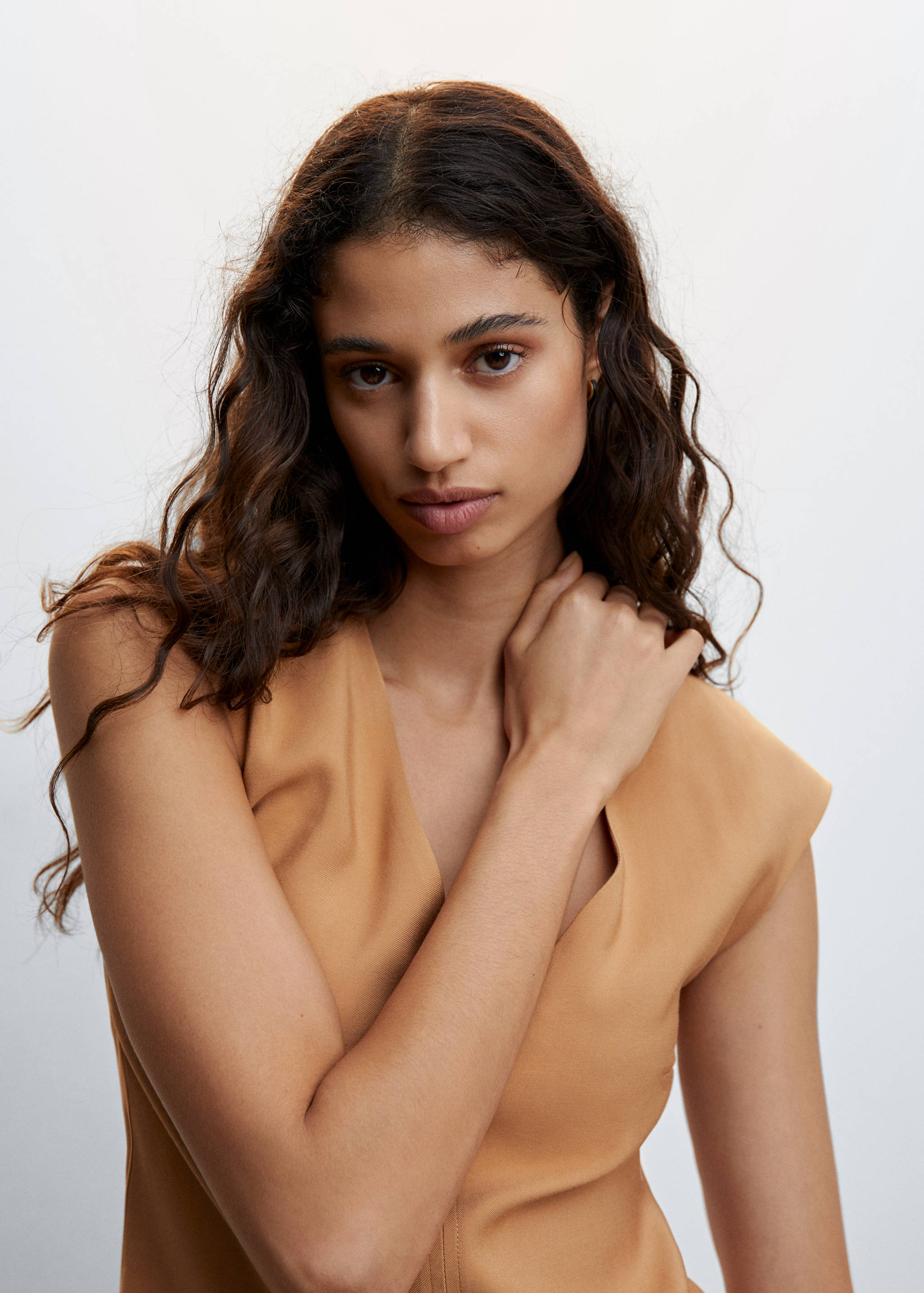 Robe courte col V - Détail de l'article 1