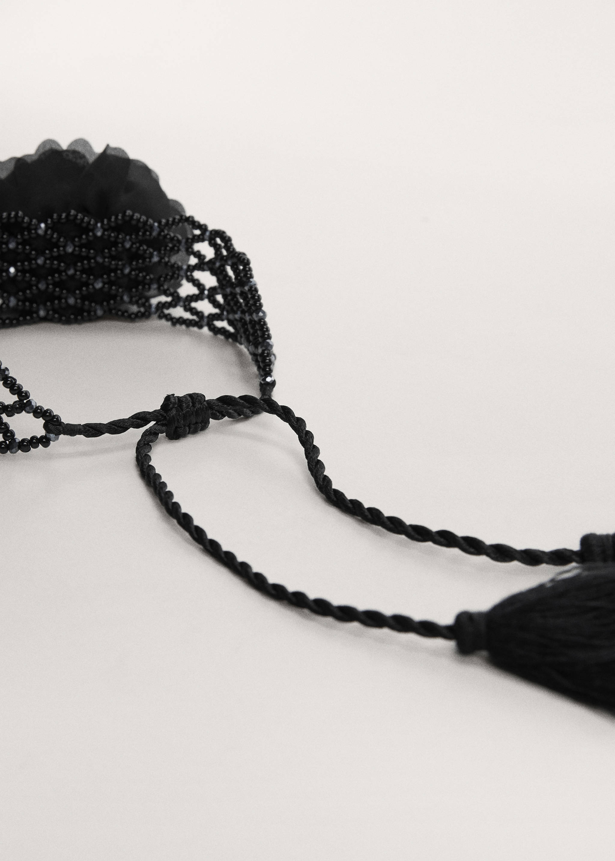 Fabric flower choker - Medium plane