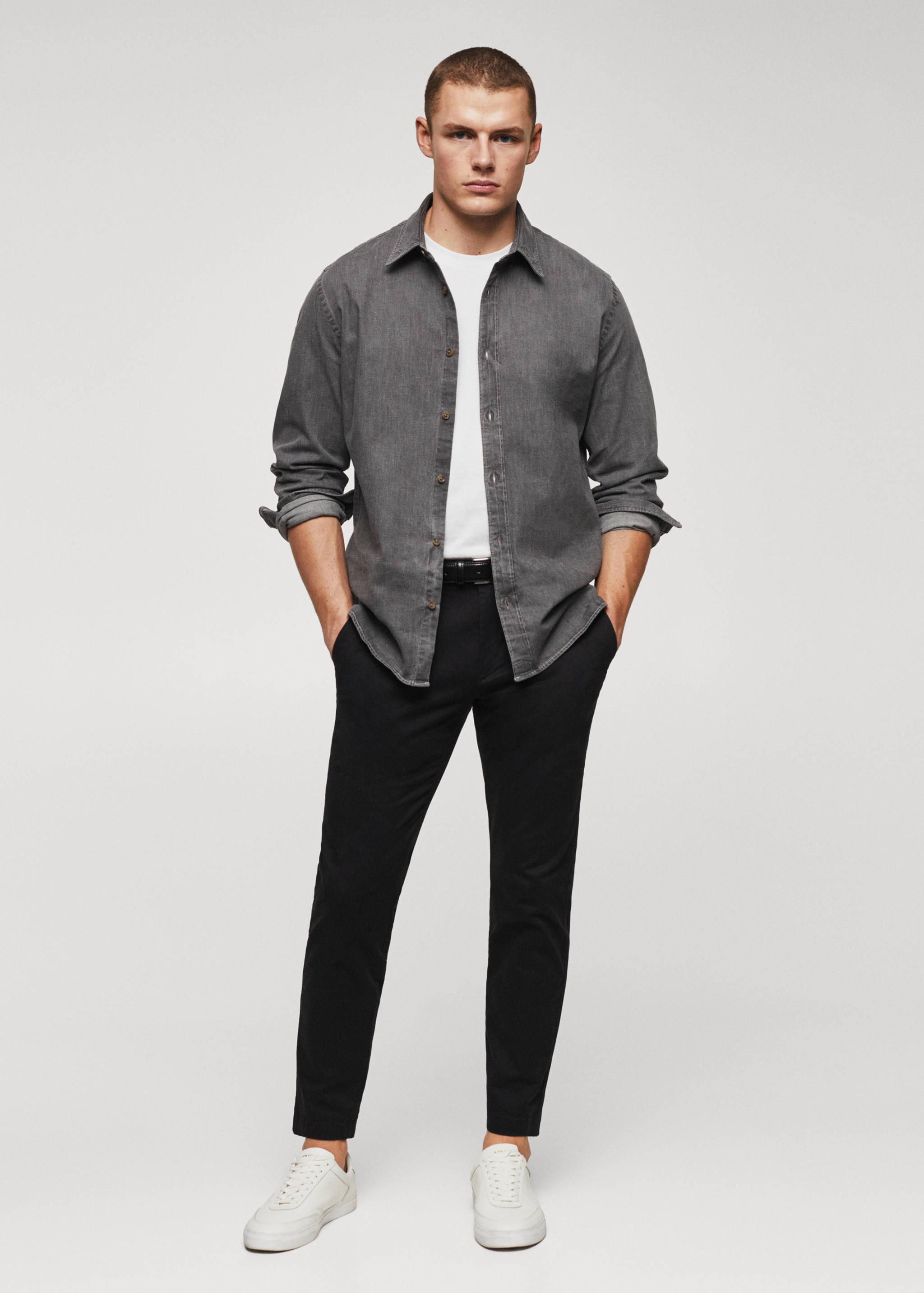 Cotton tapered crop trousers - General plane