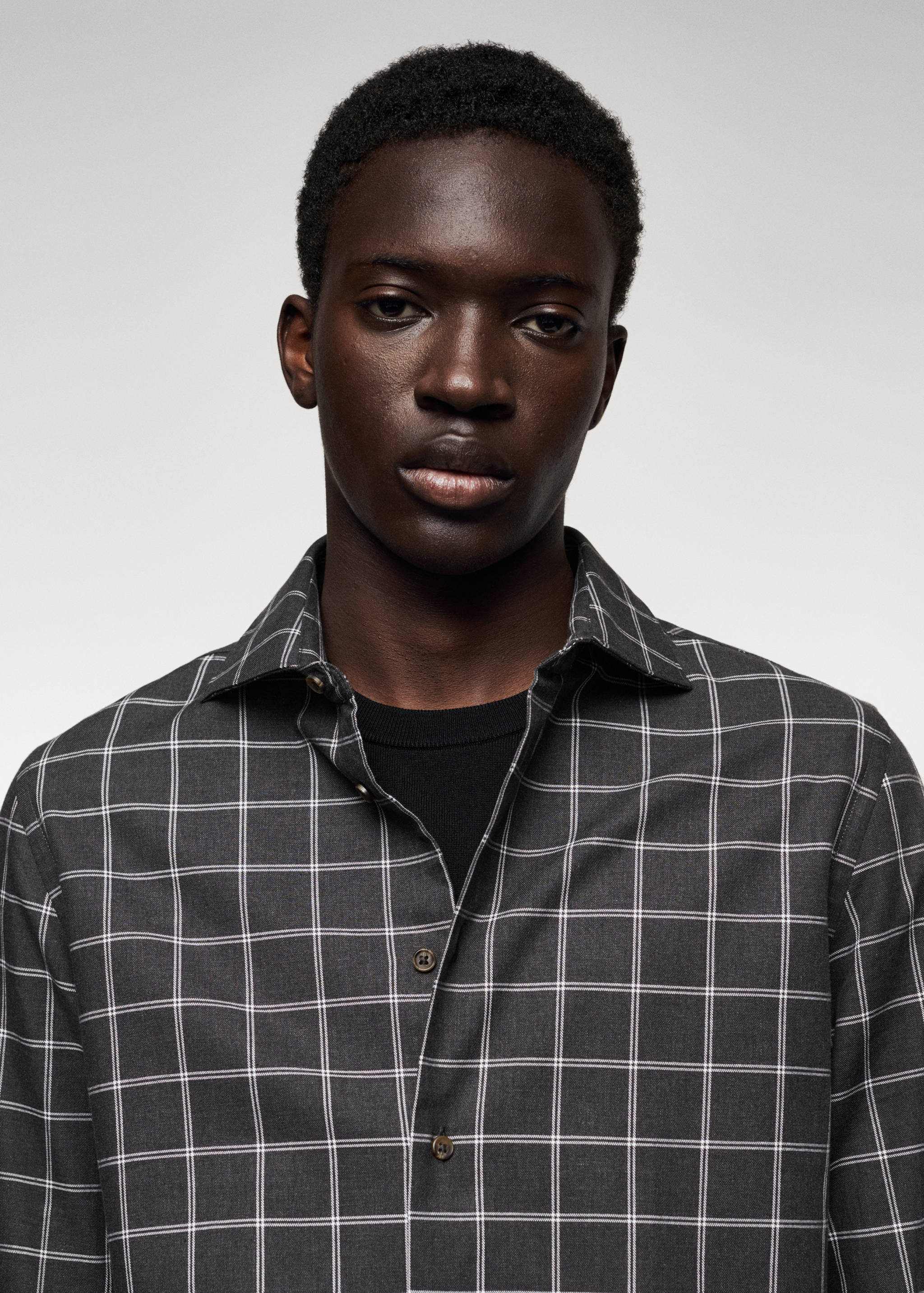 Slim-fit windowpane-check shirt - Details of the article 1