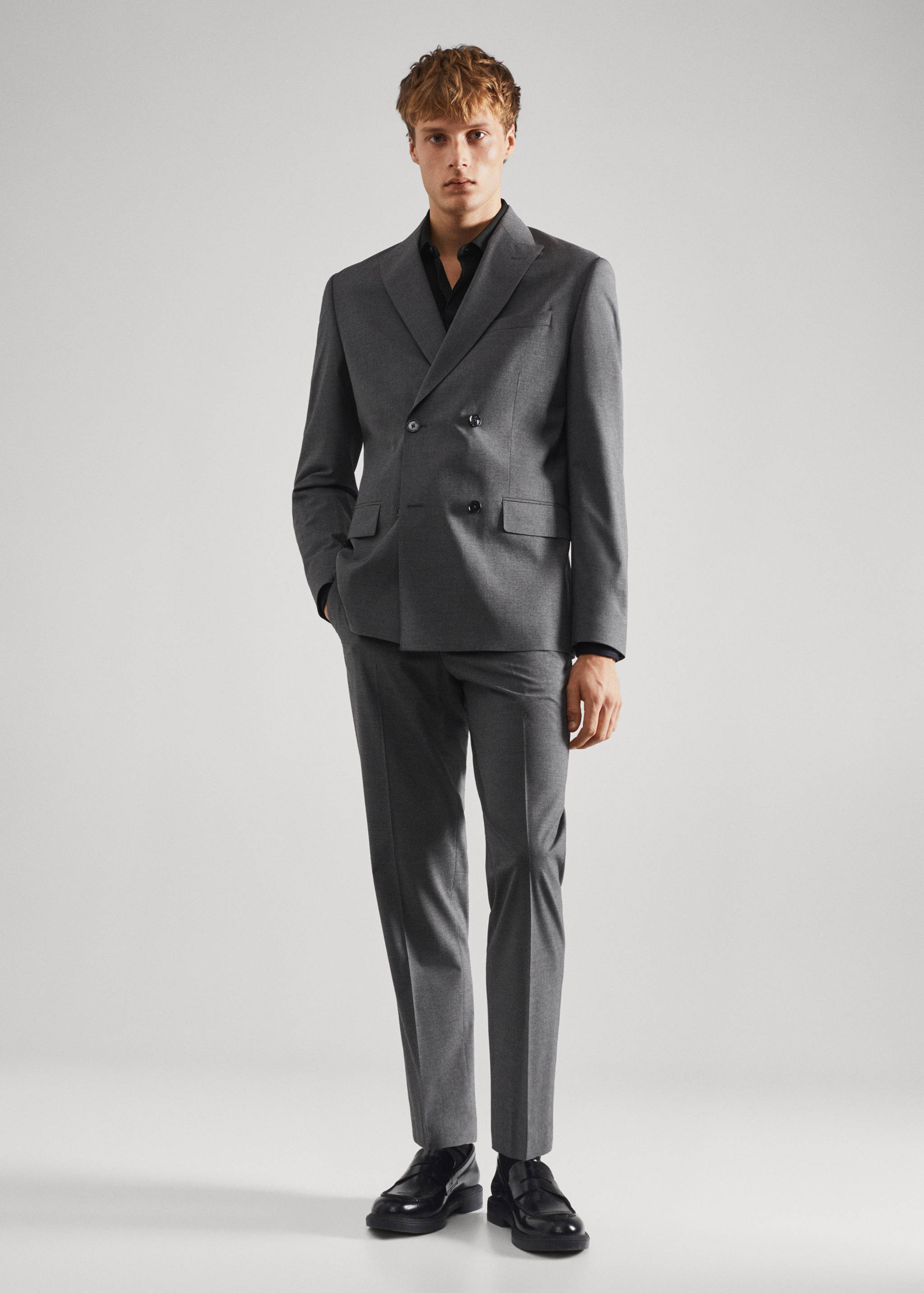 Chemise costume slim fit boutons dissimulés - Plan général