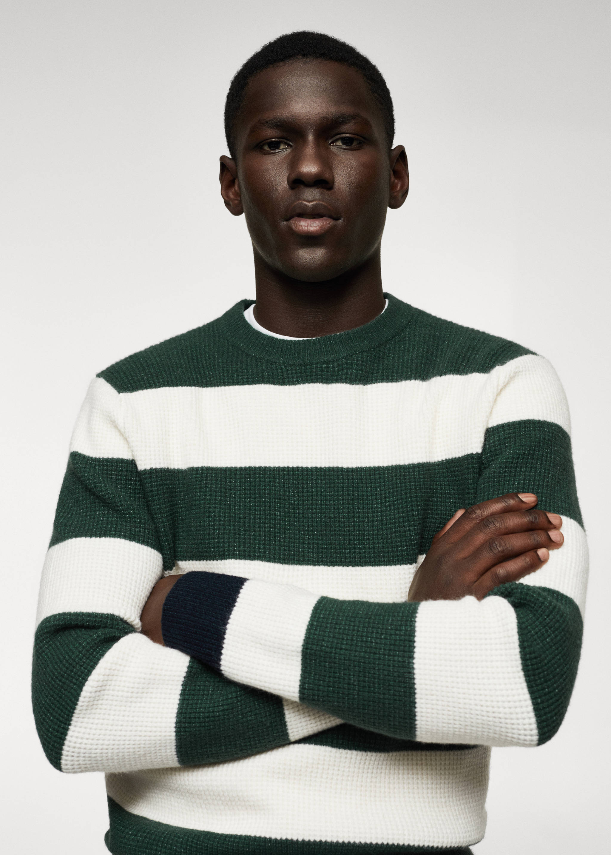 Pull-over à rayures contrastantes - Détail de l'article 1