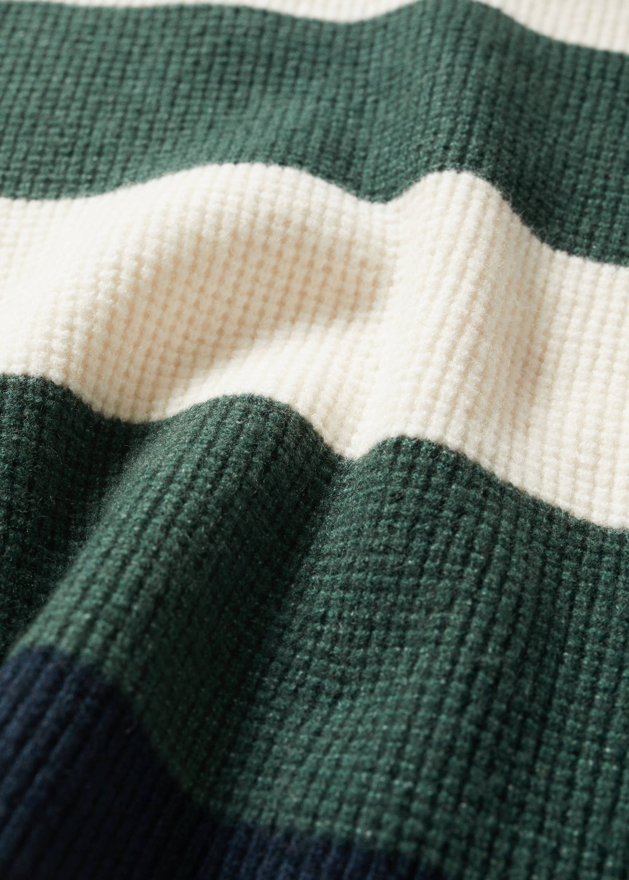 Pull-over à rayures contrastantes - Détail de l'article 8