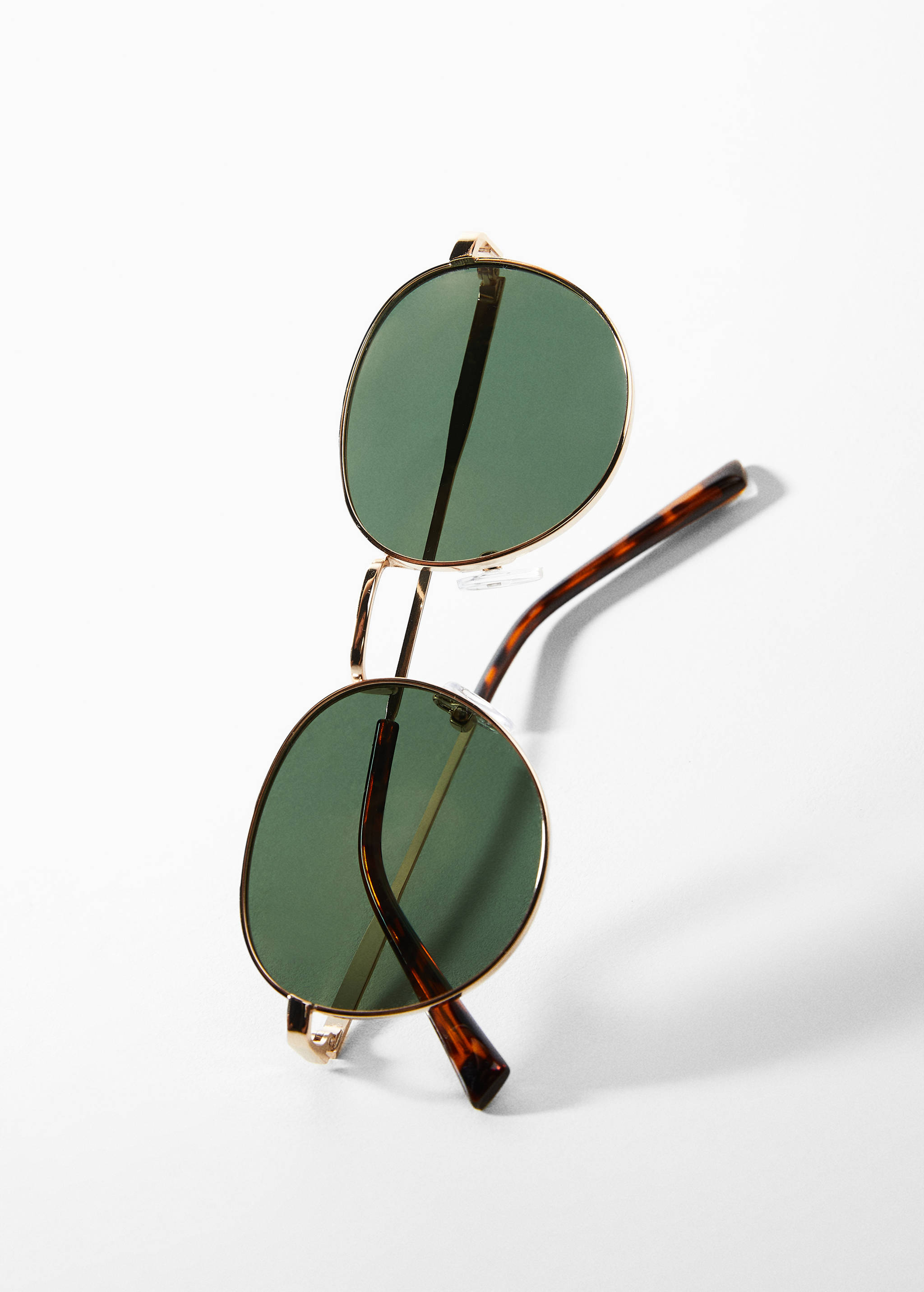 Поляризованные солнцезащитные очки - Деталь изделия 5