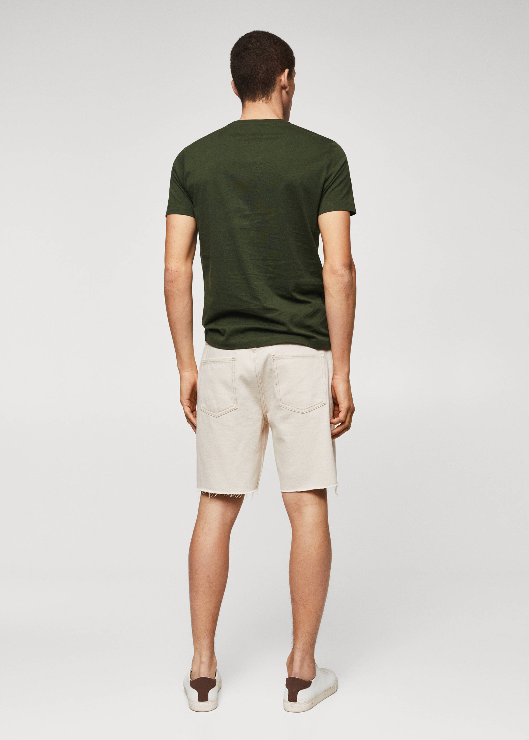 Basic lightweight cotton t-shirt - Reverse of the article