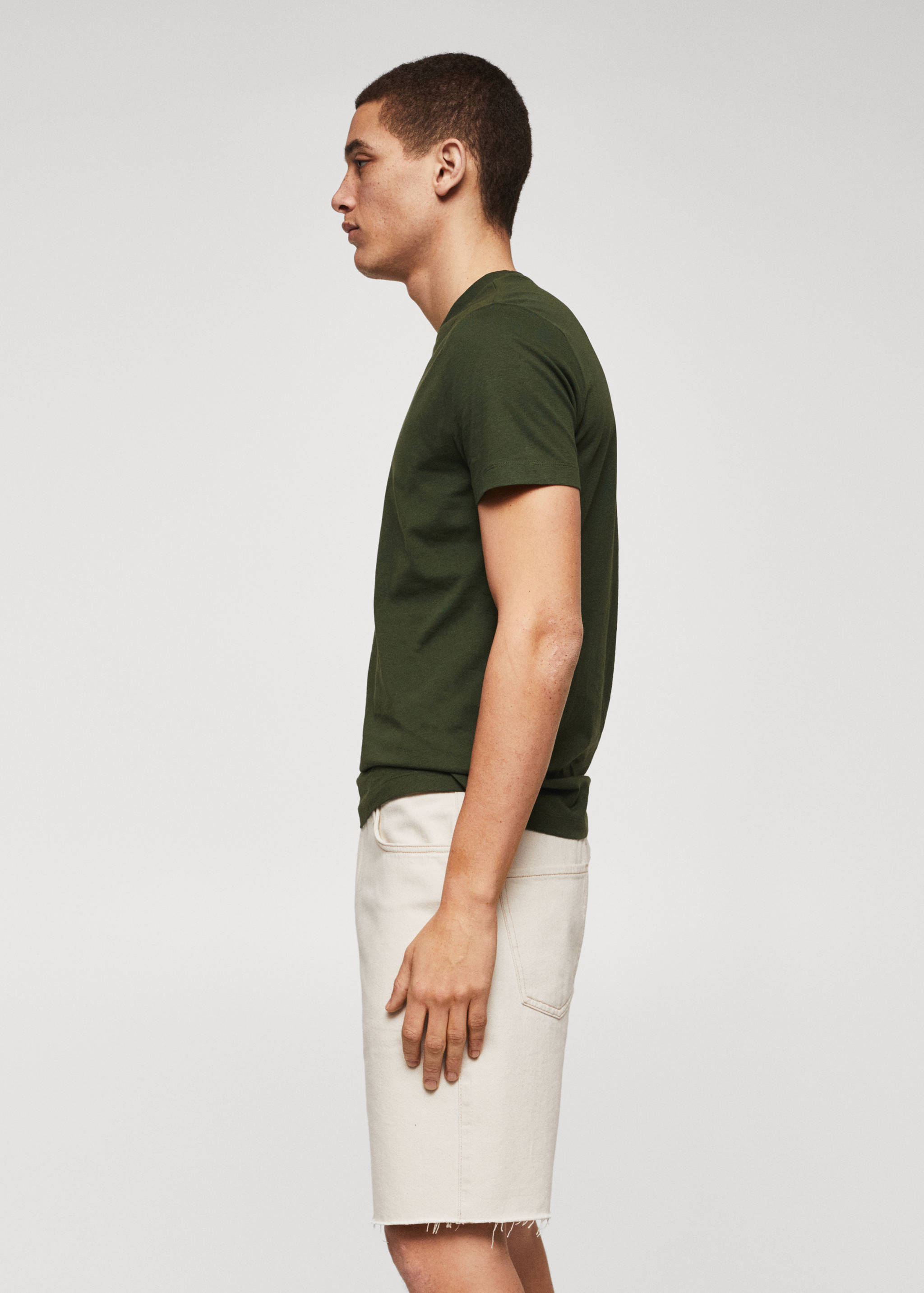 Basic lightweight cotton t-shirt - Details of the article 2