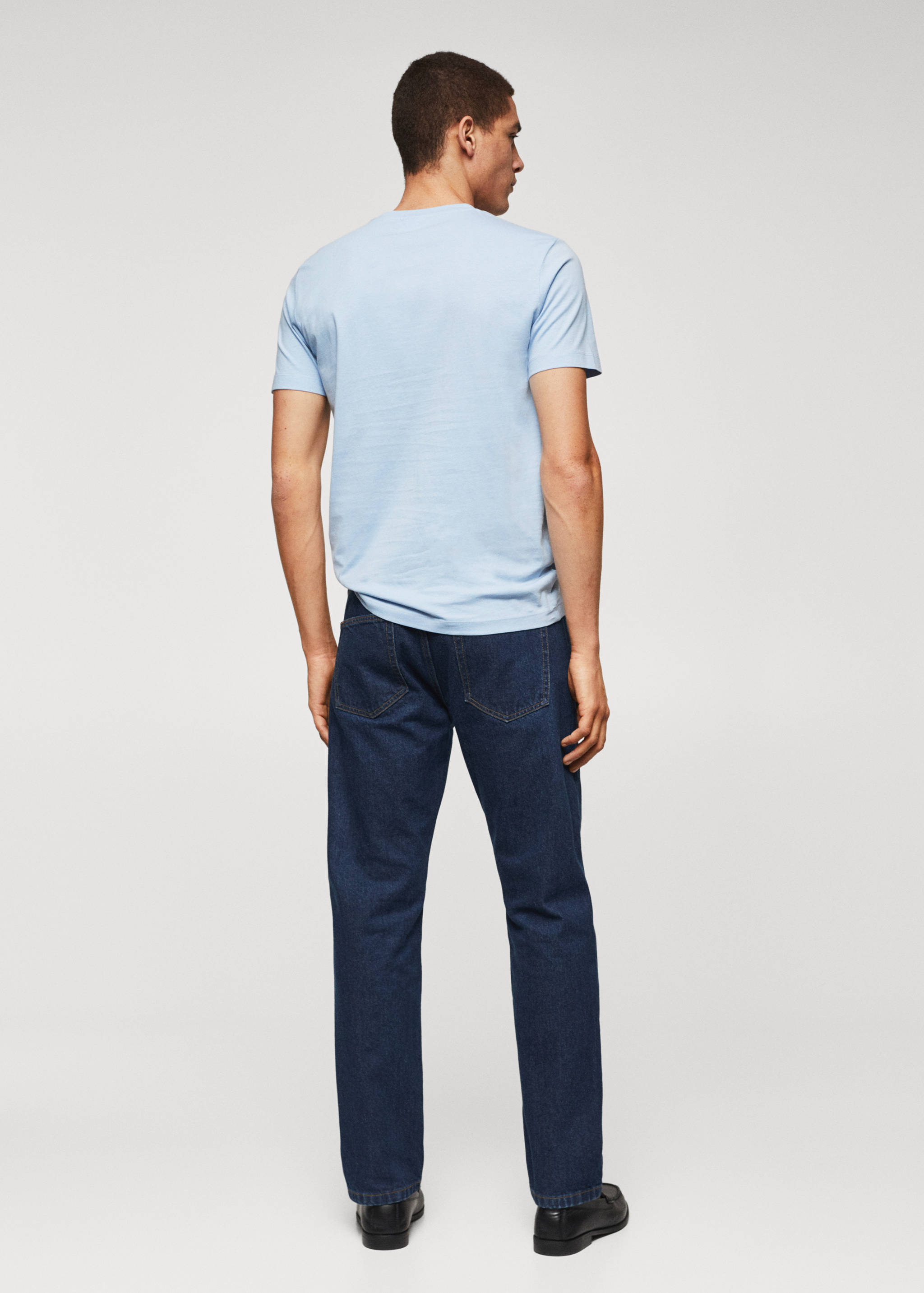 Basic lightweight cotton t-shirt - Reverse of the article