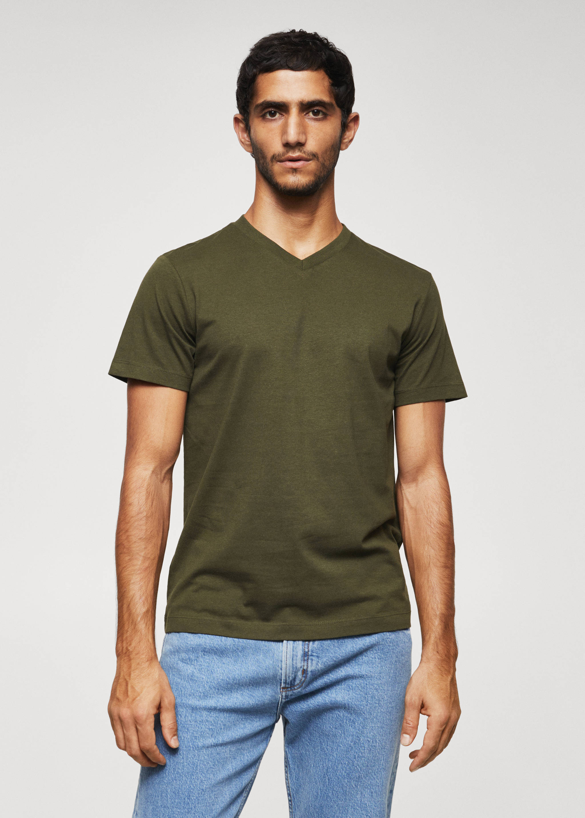 T-shirt essentiel léger col V - Plan moyen