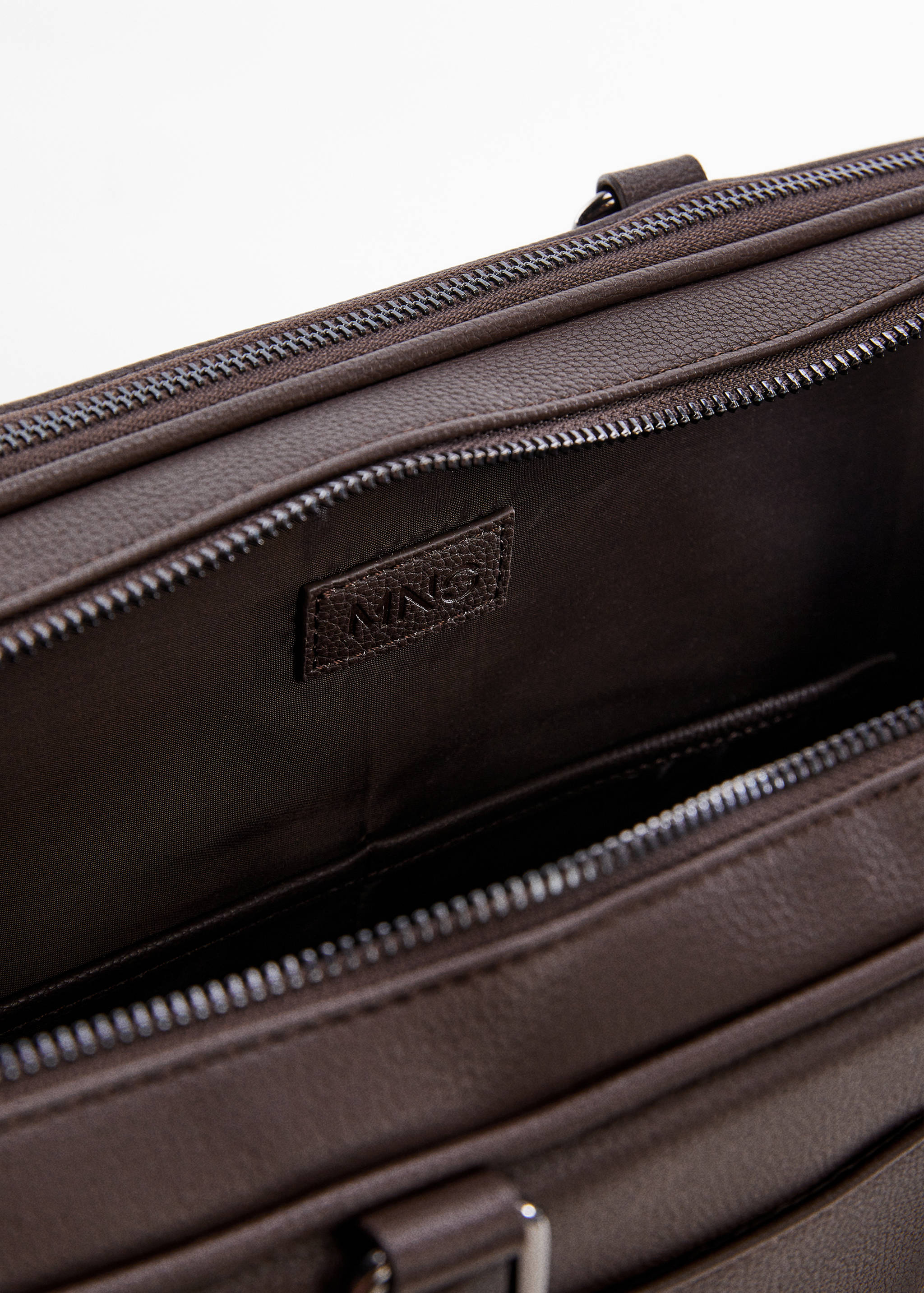 Leather-effect briefcase - Details of the article 3