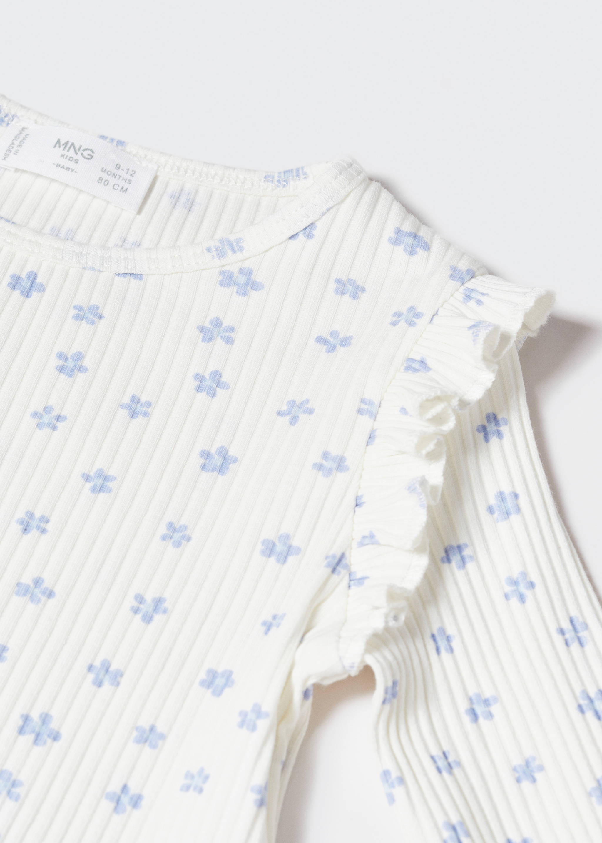 Ribbed long-sleeved t-shirt - Details of the article 8