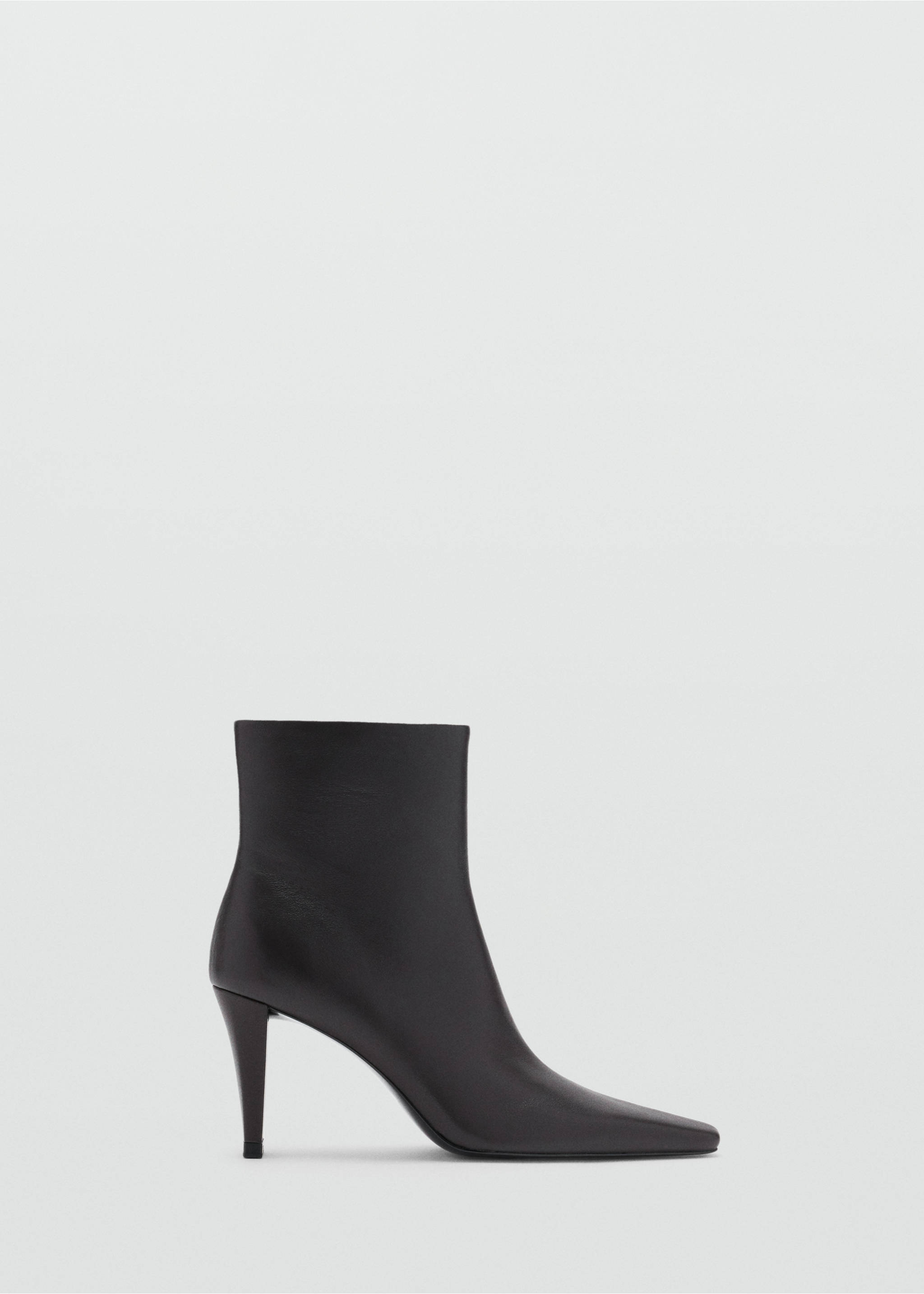 Black ankle boot with a pointed square toe and high stiletto heel., Chocolate. Ref: 47001341-00.