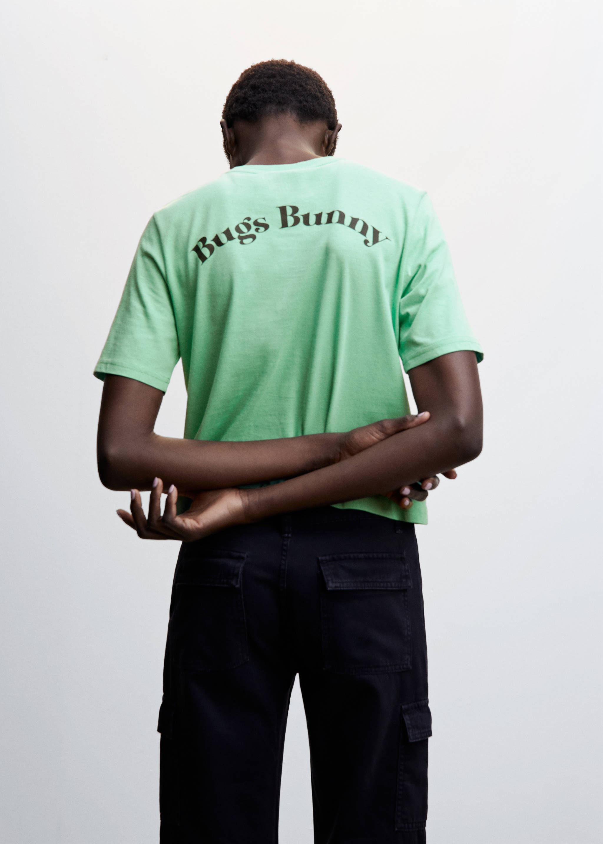 Bugs Bunny t-shirt - Reverse of the article