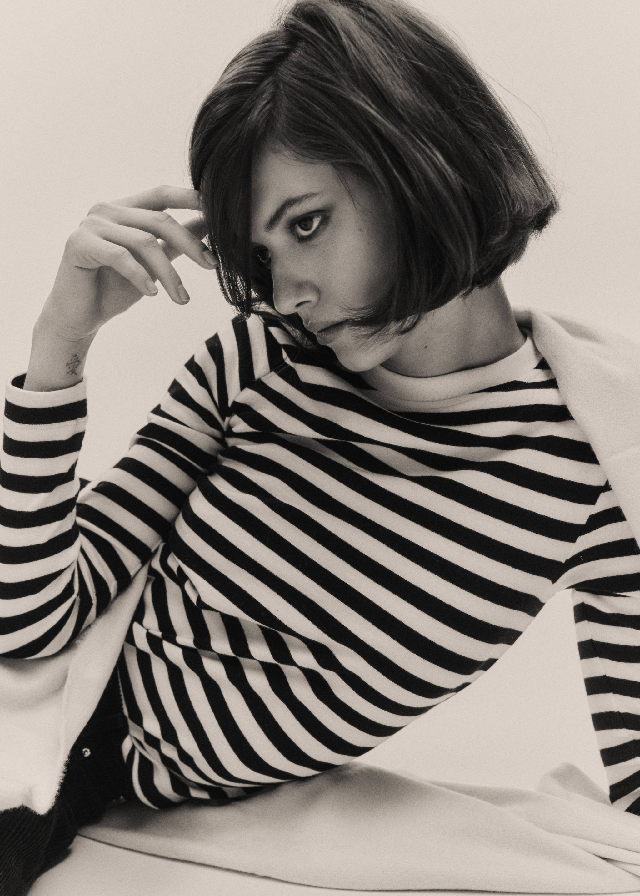 Rounded neck cotton t-shirt - Details of the article 6