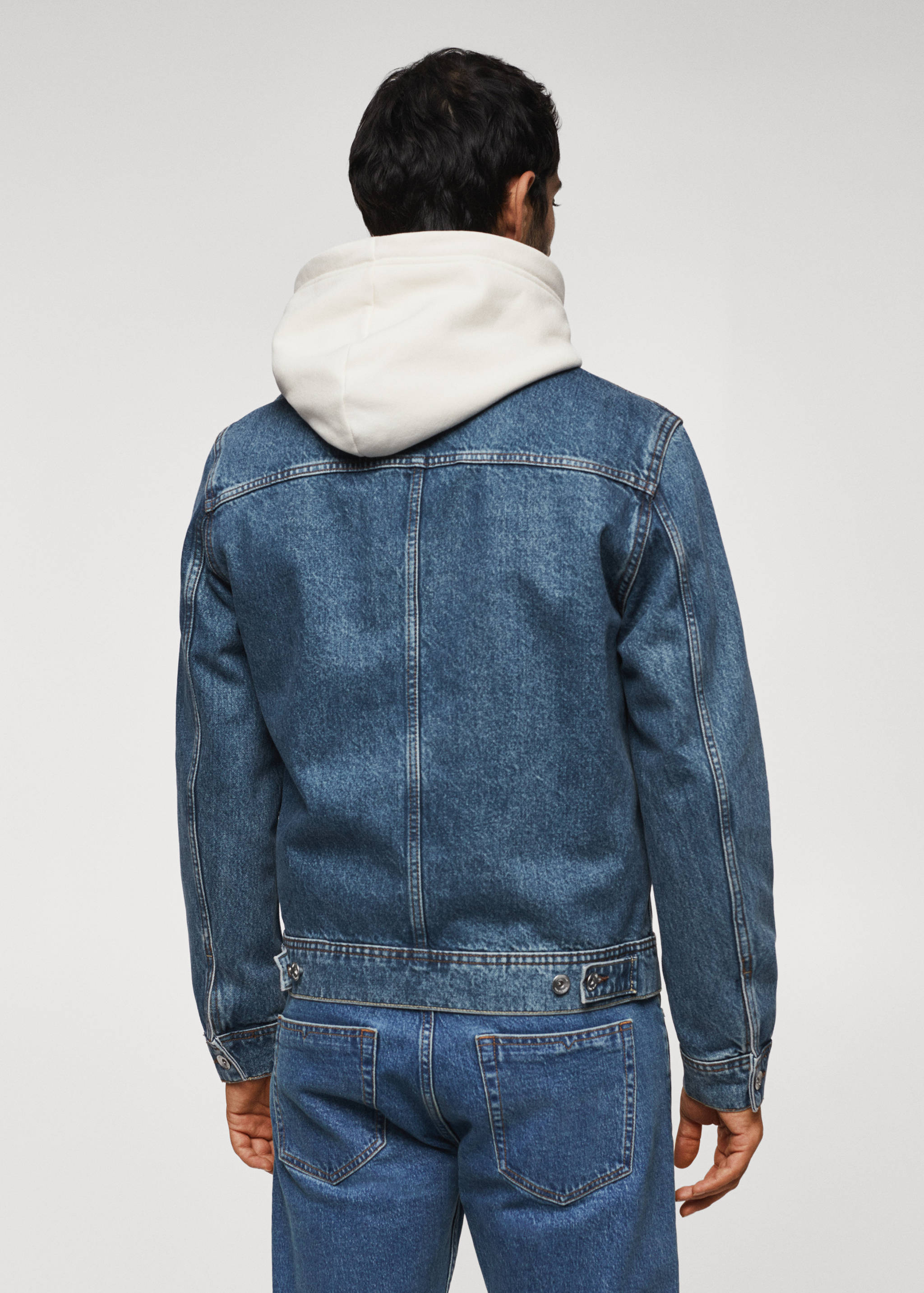 Blouson en jean délavé vintage - Verso de l’article