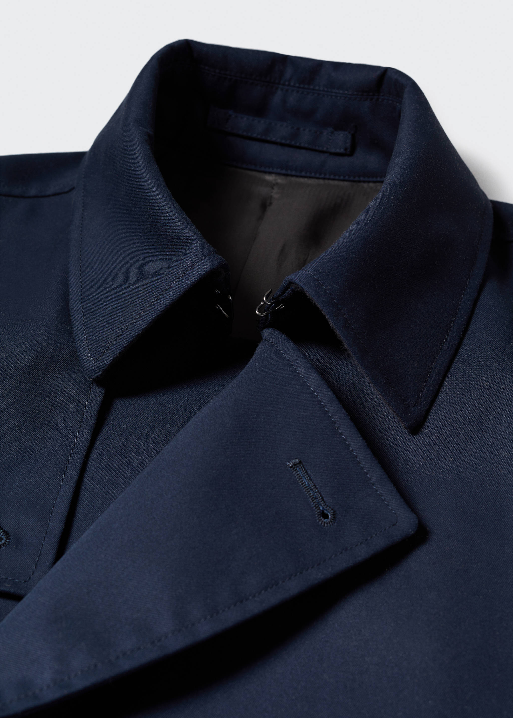 Classic water-repellent trench coat - Details of the article 8