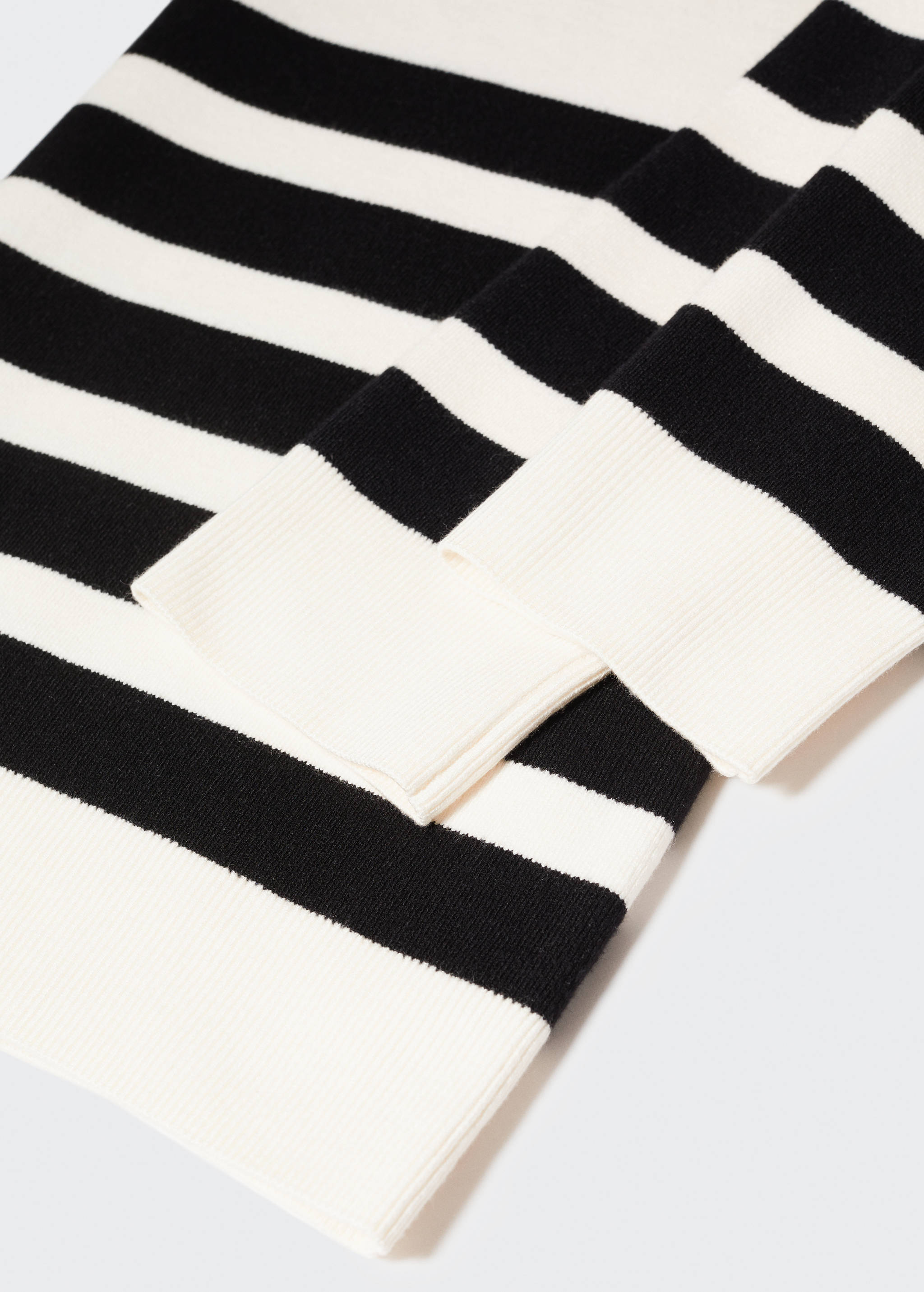 Pull-over maille col rond - Détail de l'article 8