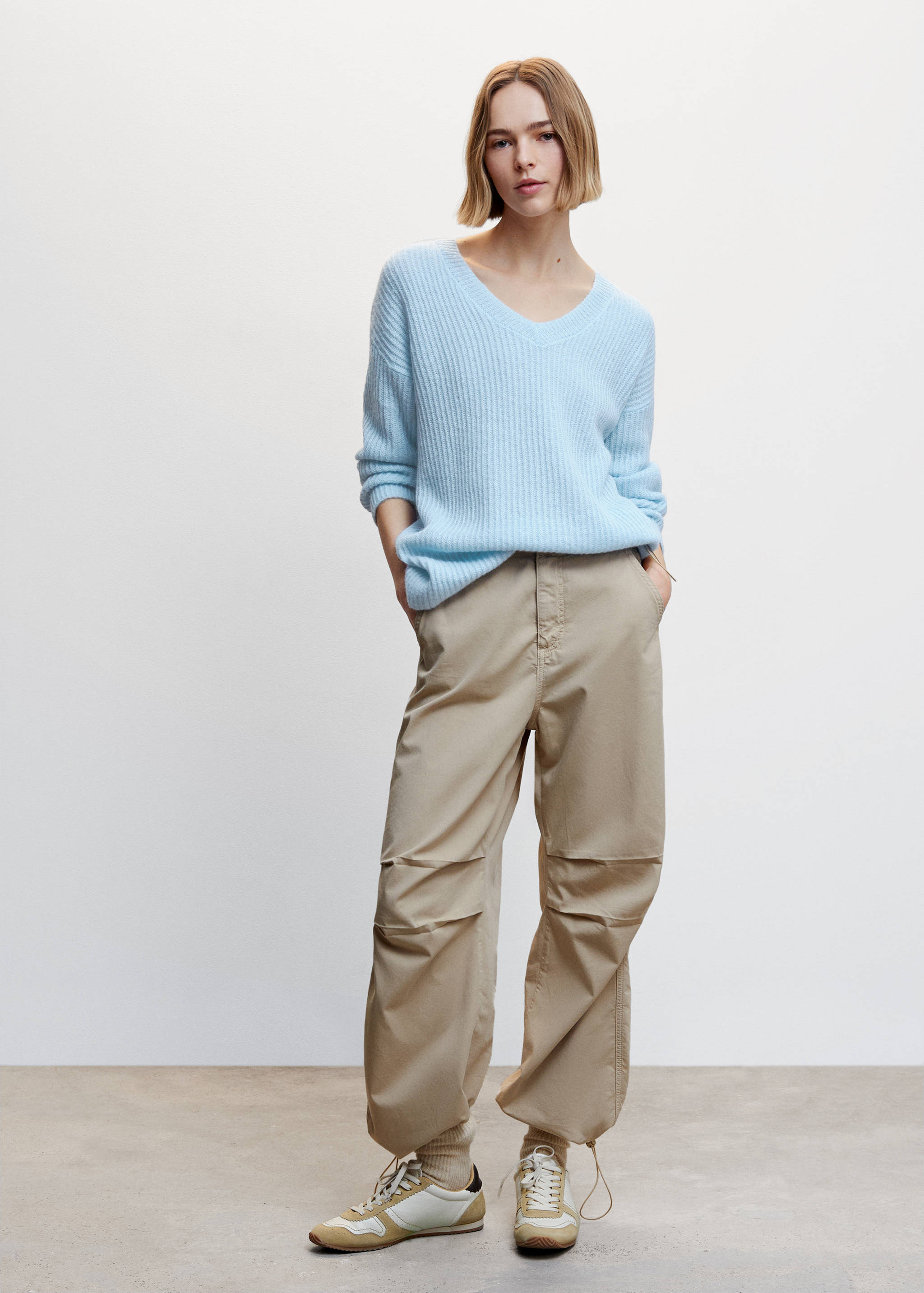 Jersey canalé cuello pico - Plano general