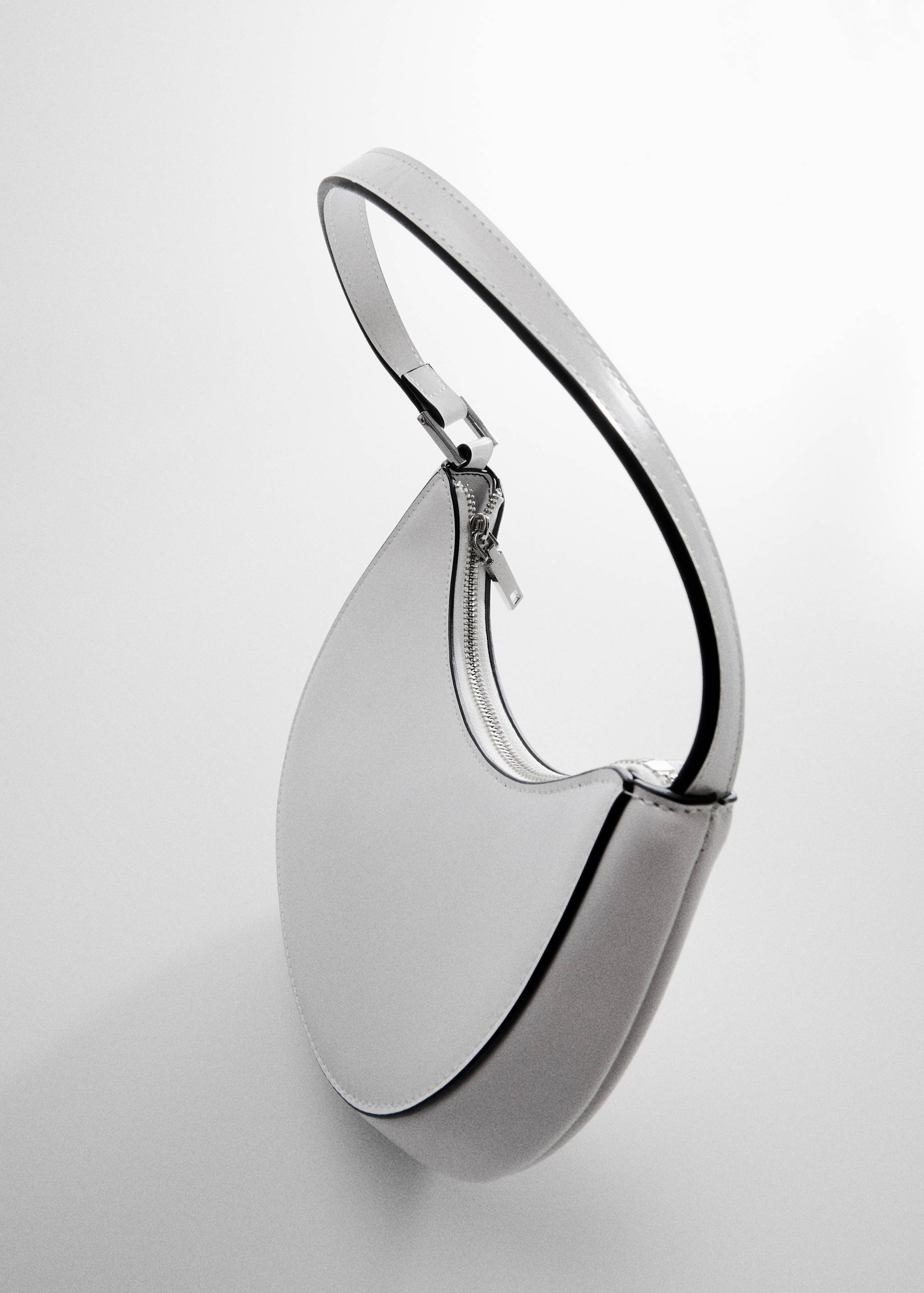 Oval short handle bag - Details of the article 6