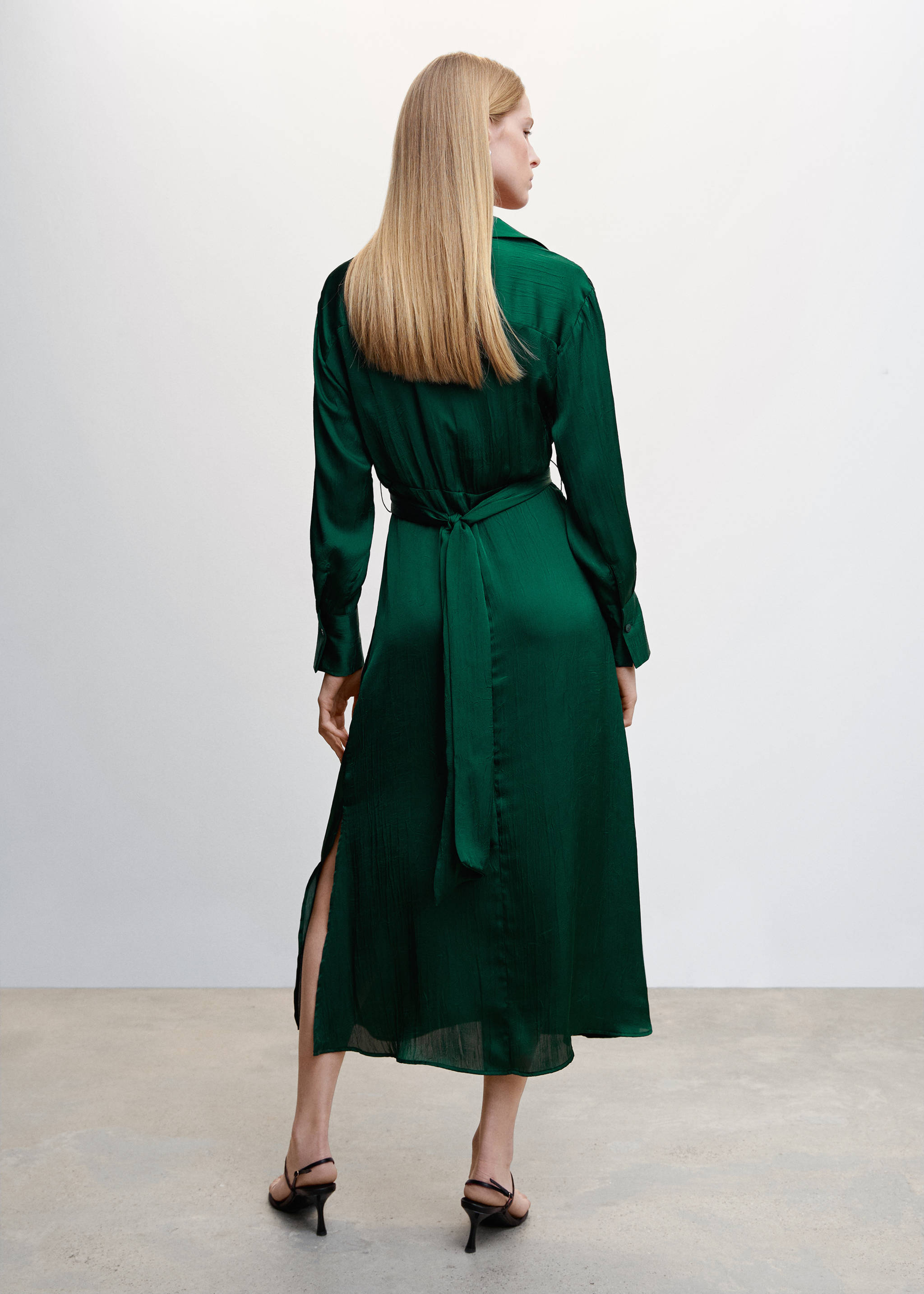 Wrap shirt dress - Reverse of the article