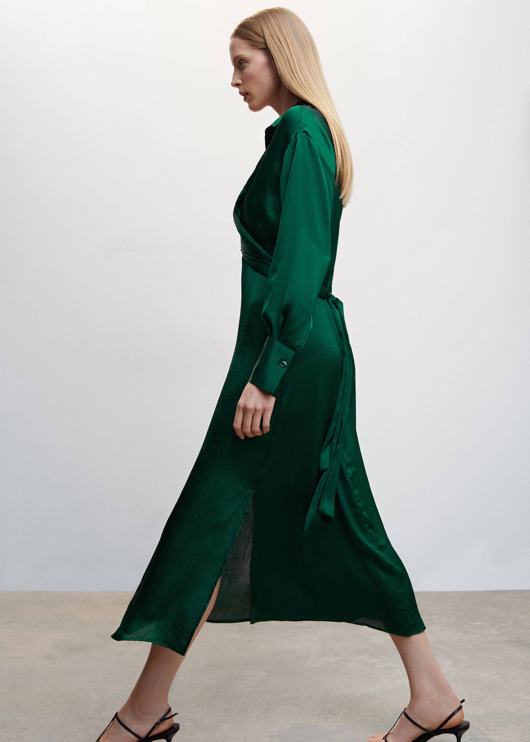 Wrap shirt dress - Details of the article 2