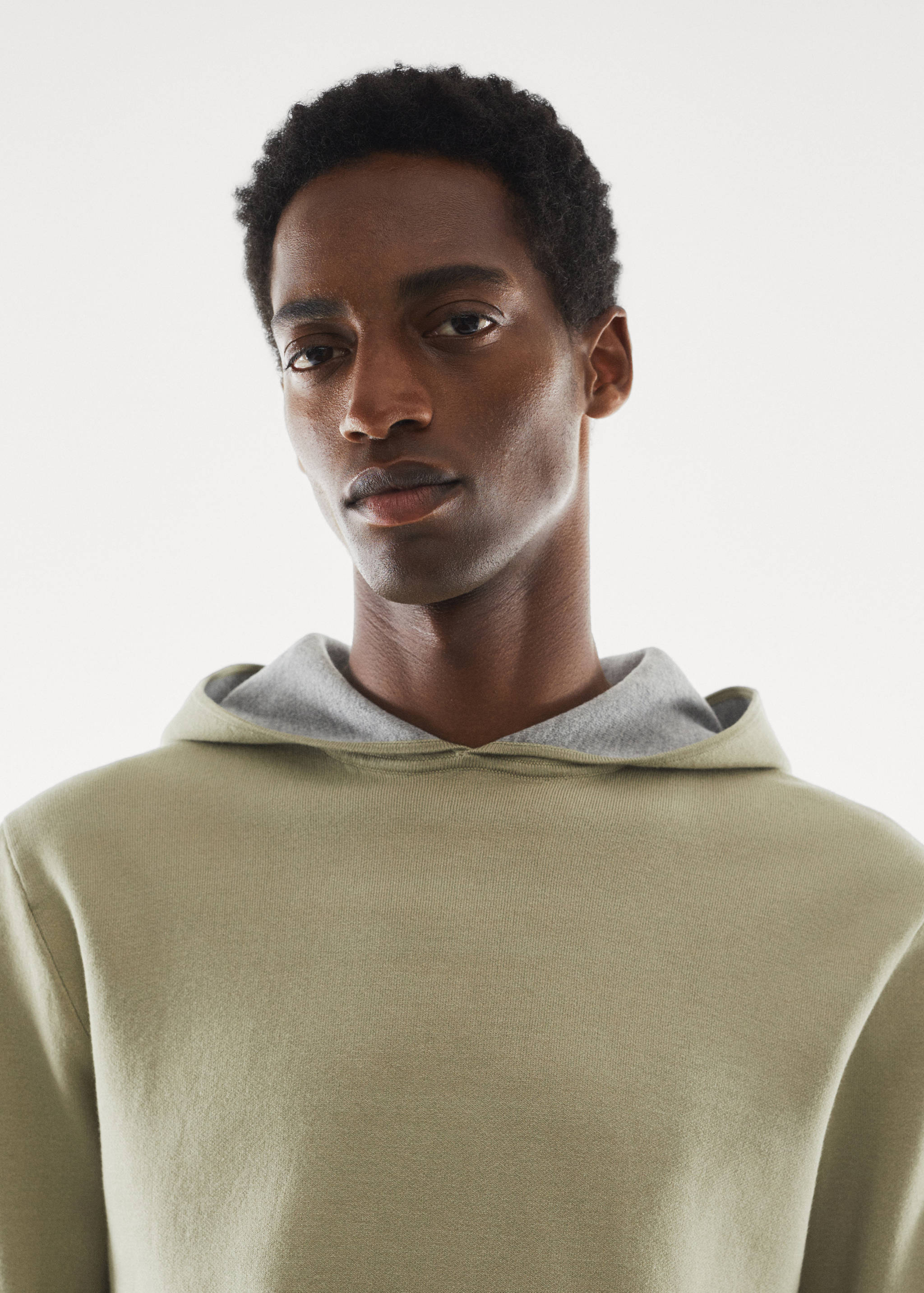 Hooded breathable sweatshirt - Details of the article 1
