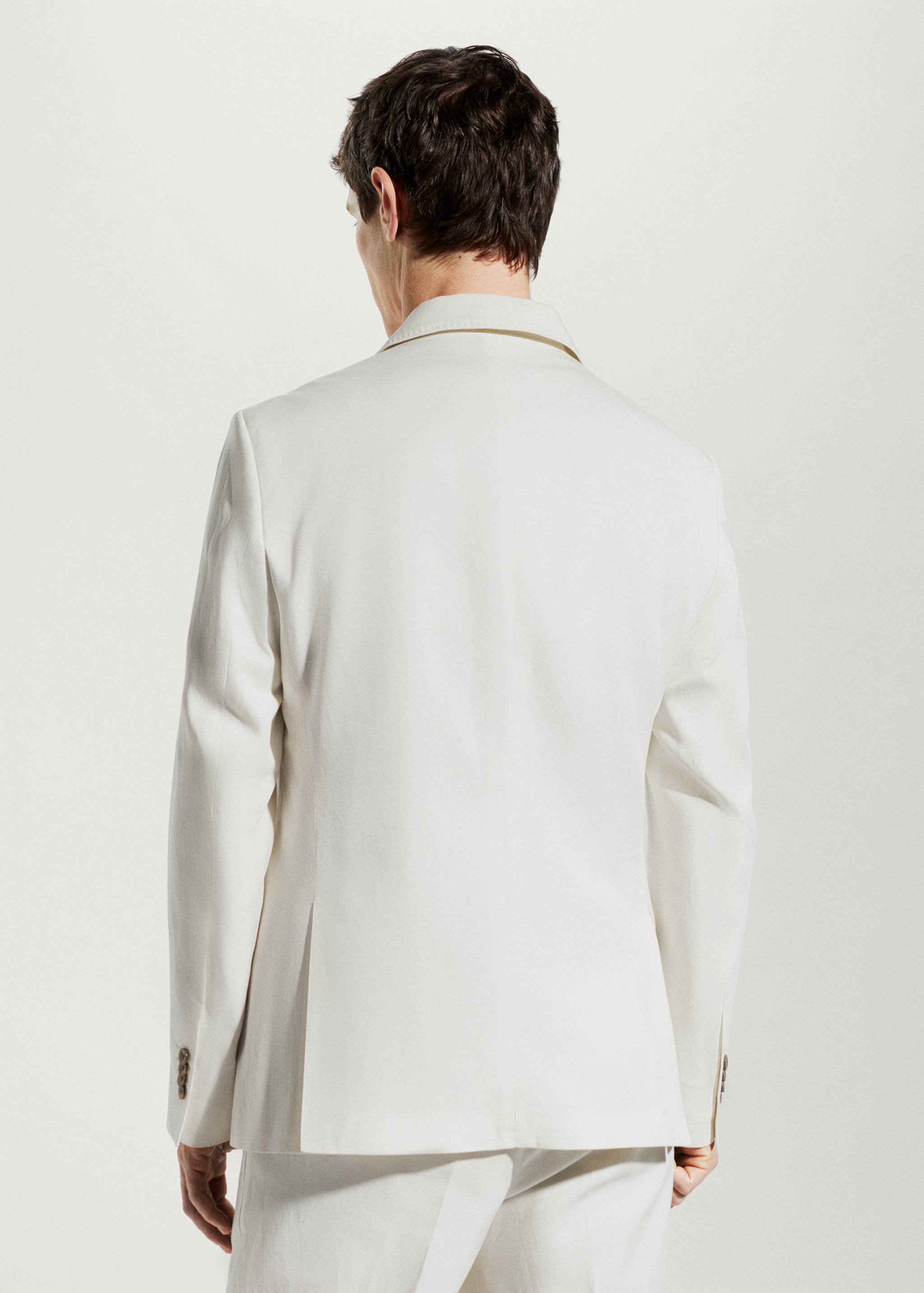 Linen suit jacket - Reverse of the article