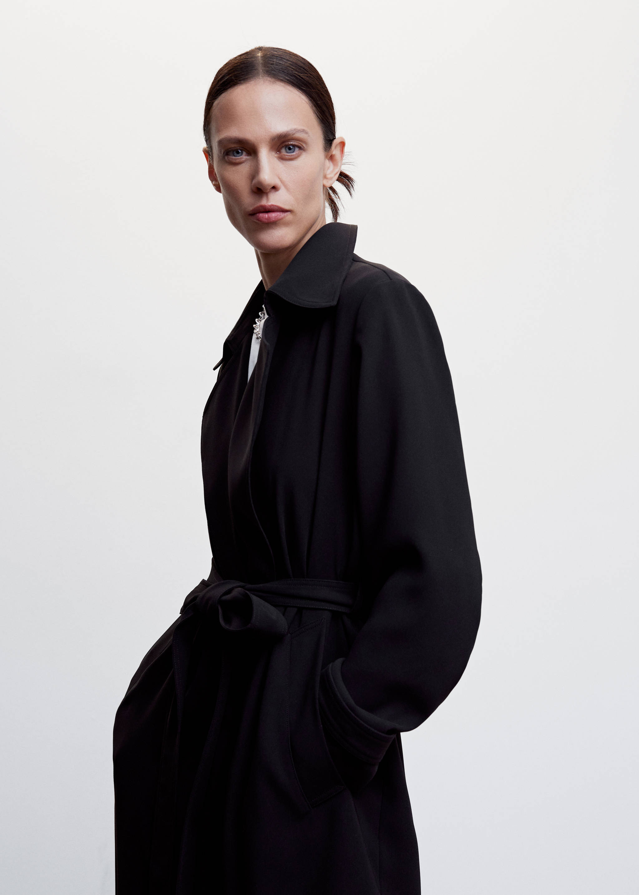 ترانشكوت منسدل مع ياقة - رؤية وسط