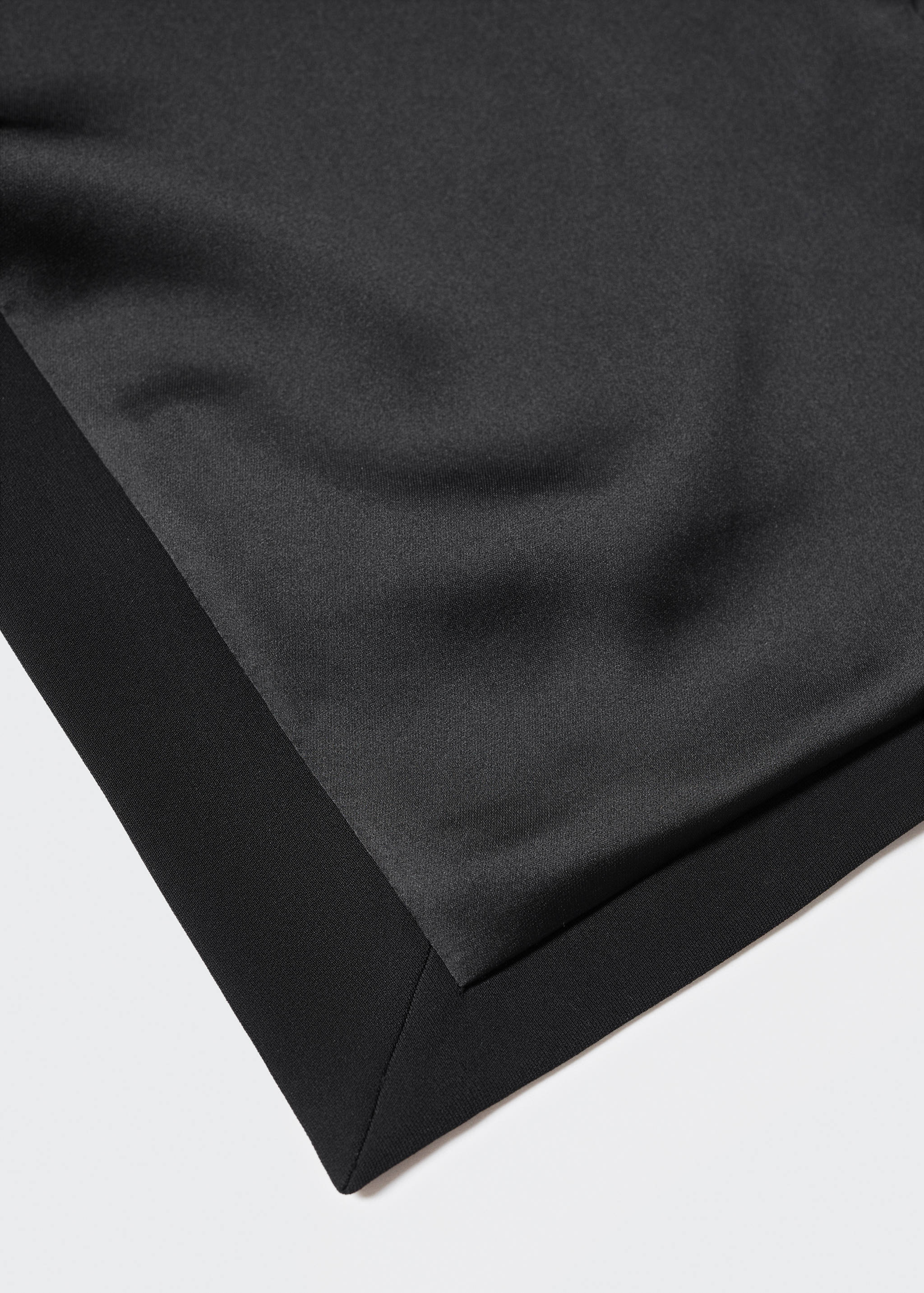 ترانشكوت منسدل مع ياقة - تفاصيل المنتج 0