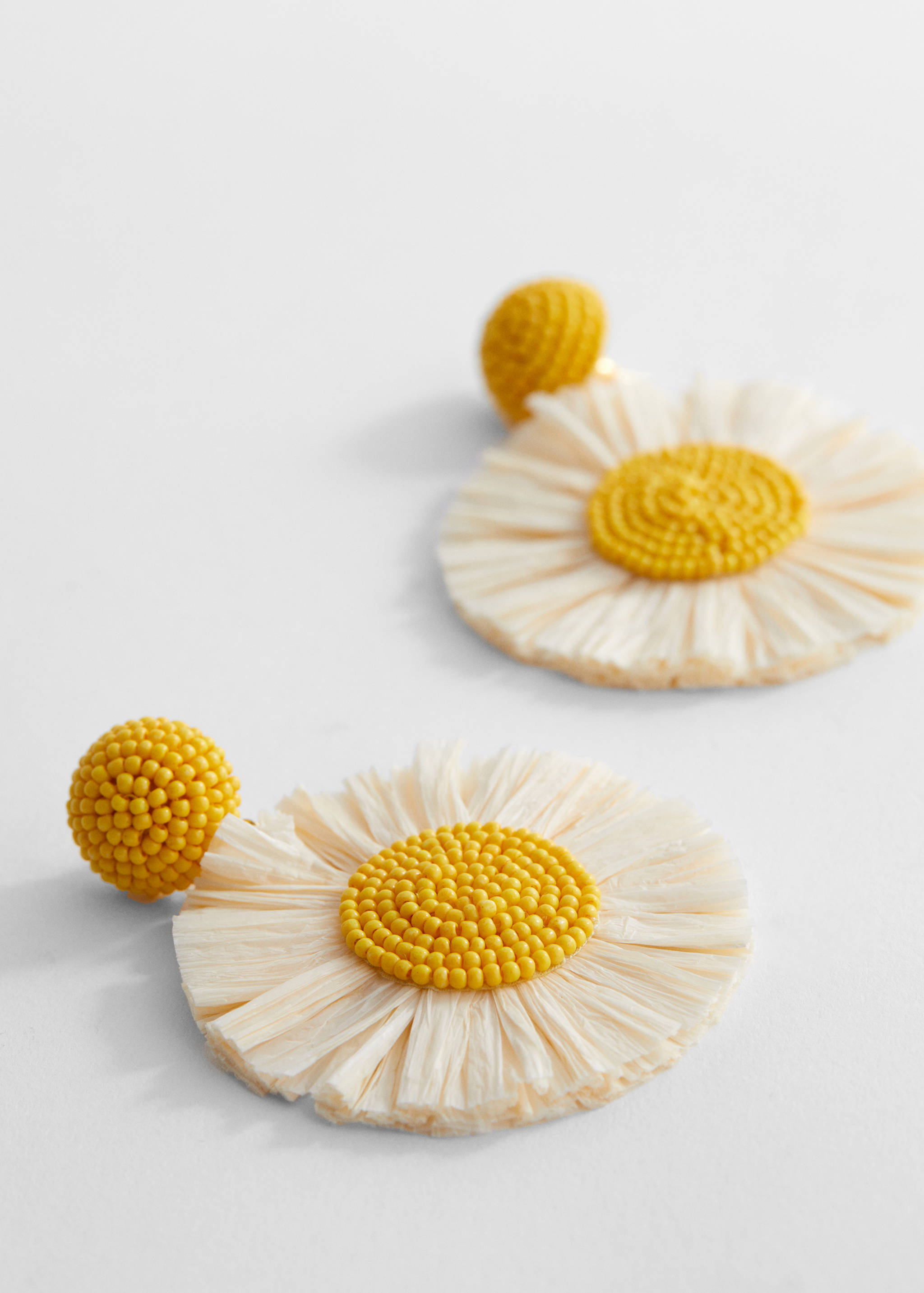 Raffia earrings - Details of the article 1