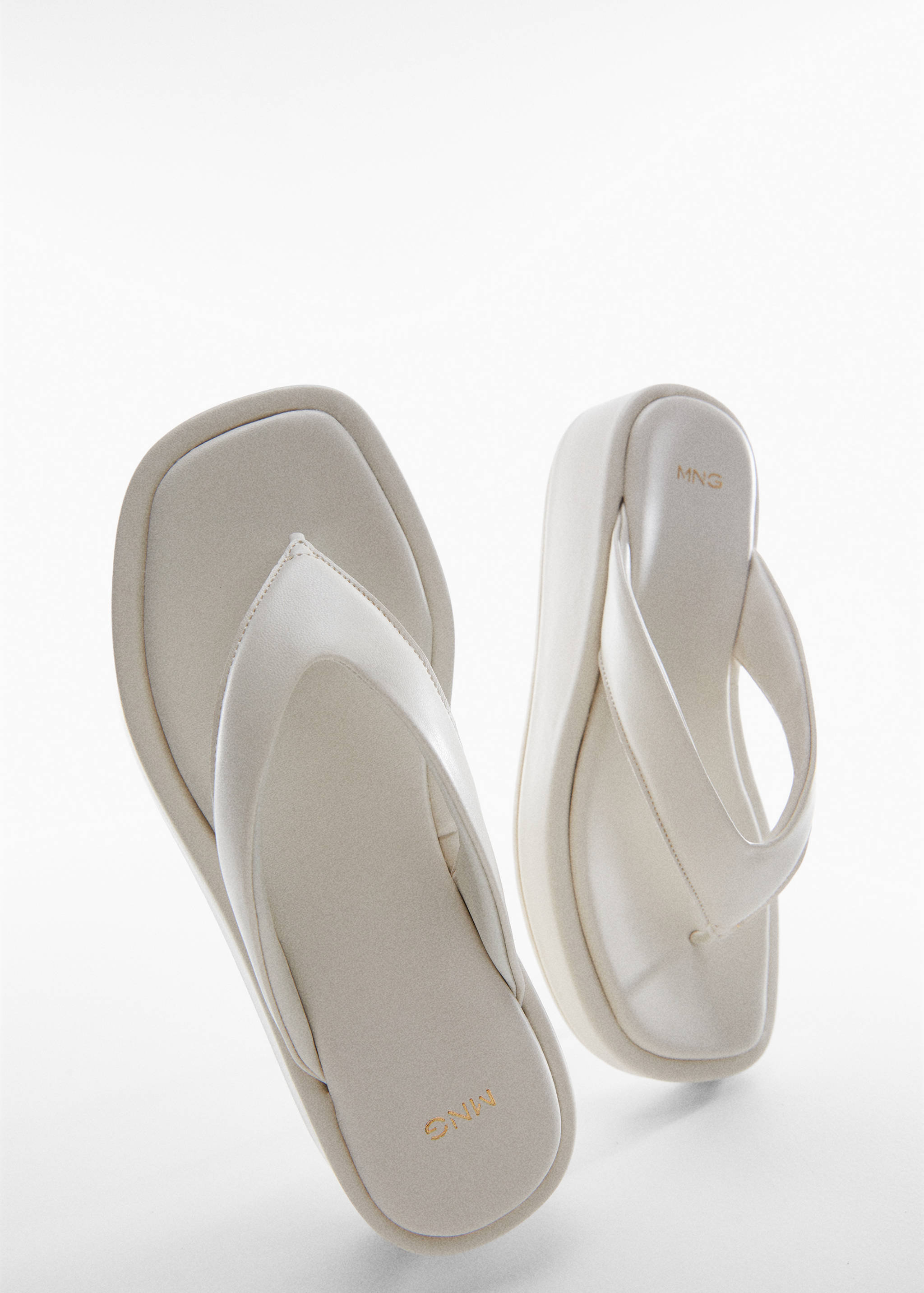 Platform strap sandals - Details of the article 5