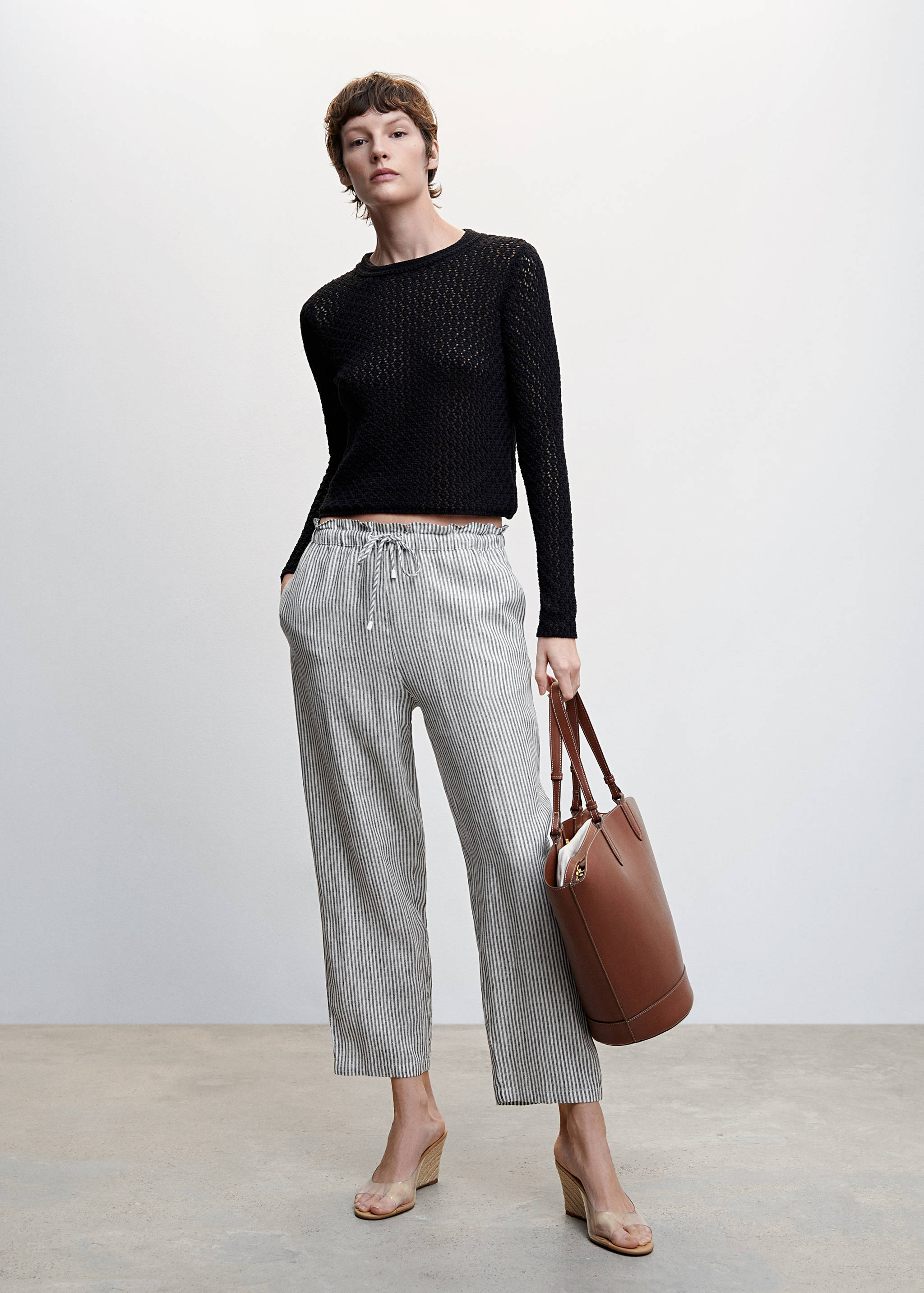 Linen jogger trousers - General plane