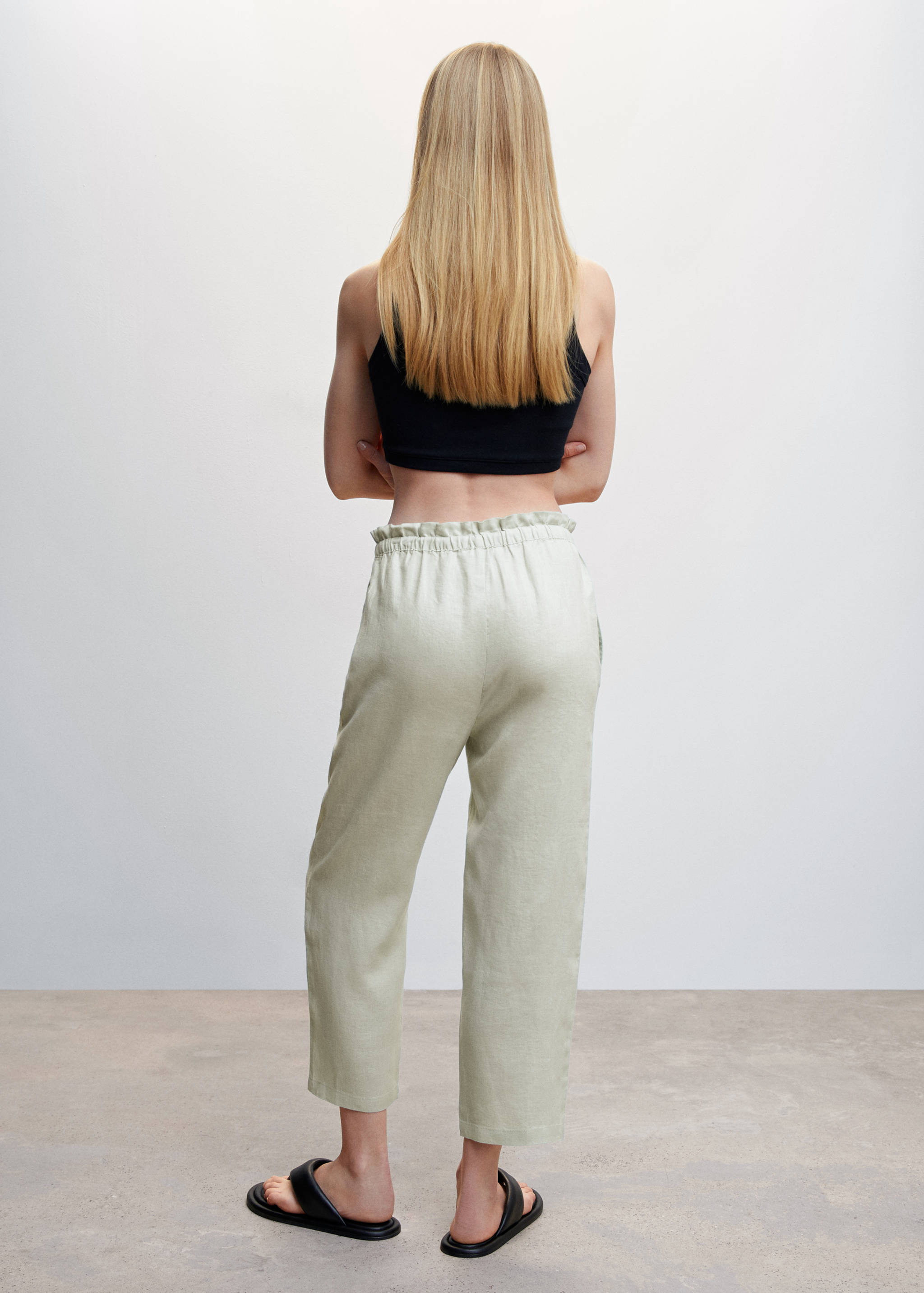 Linen jogger trousers - Reverse of the article