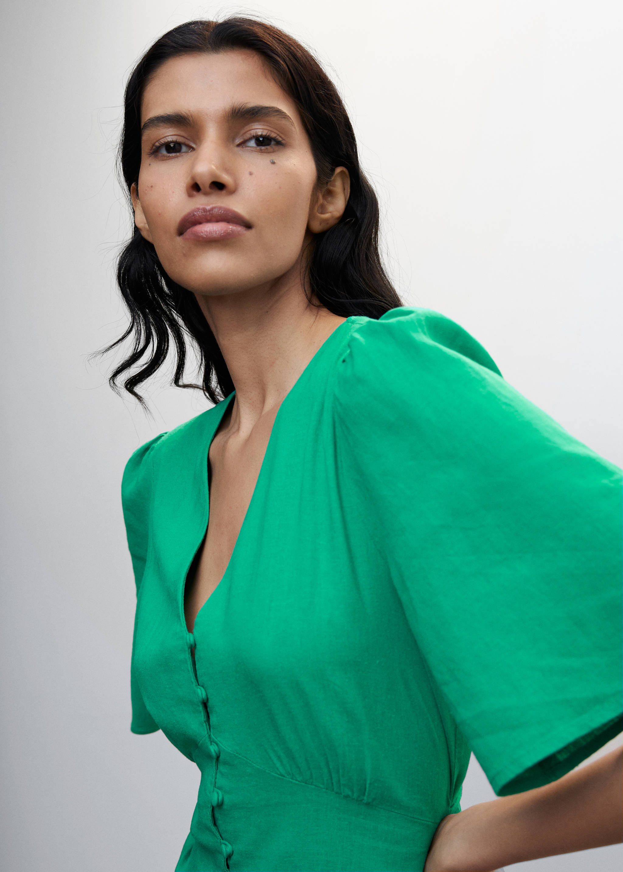 Buttoned linen-blend dress - Details of the article 2