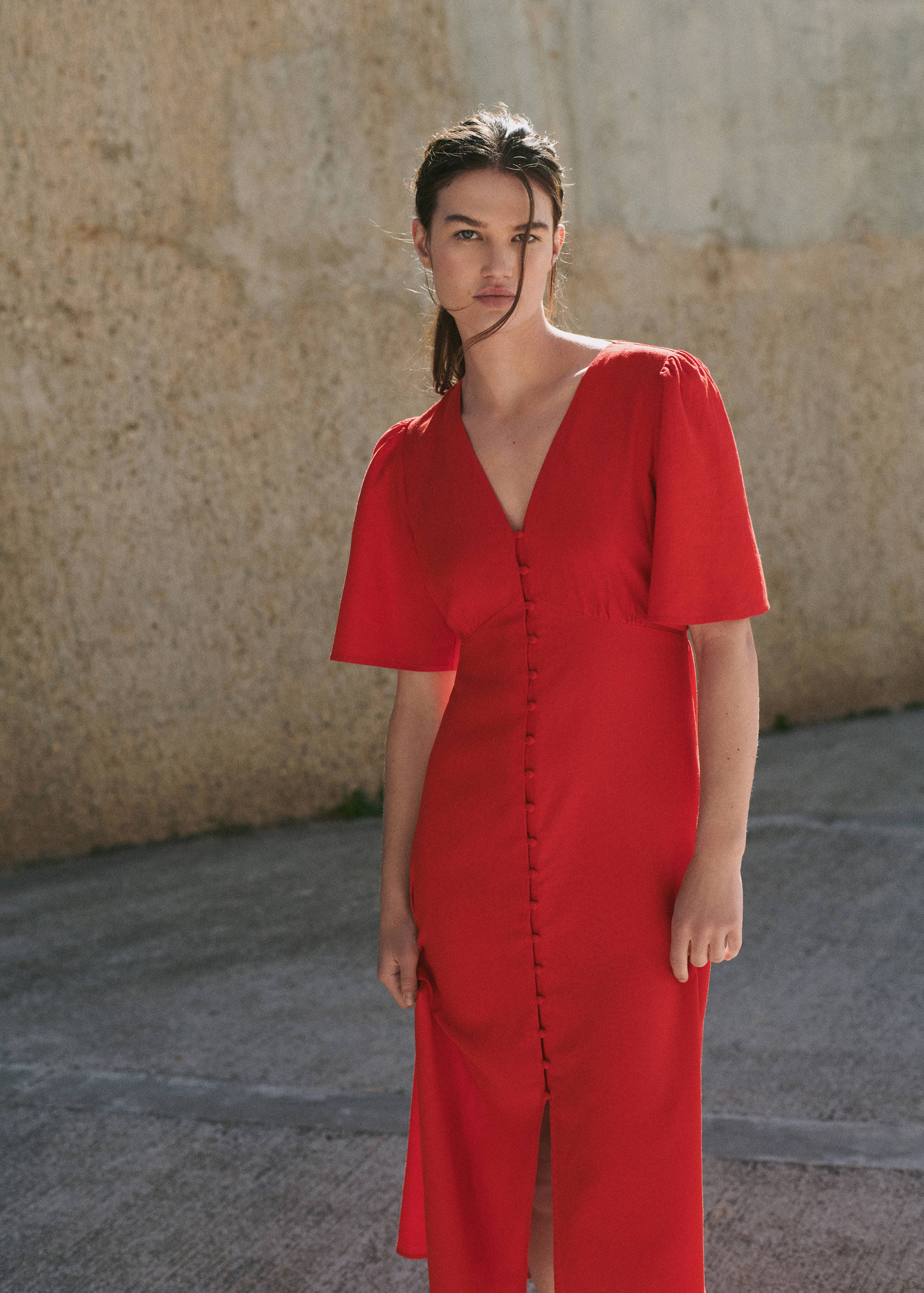 Buttoned linen-blend dress - Details of the article 7