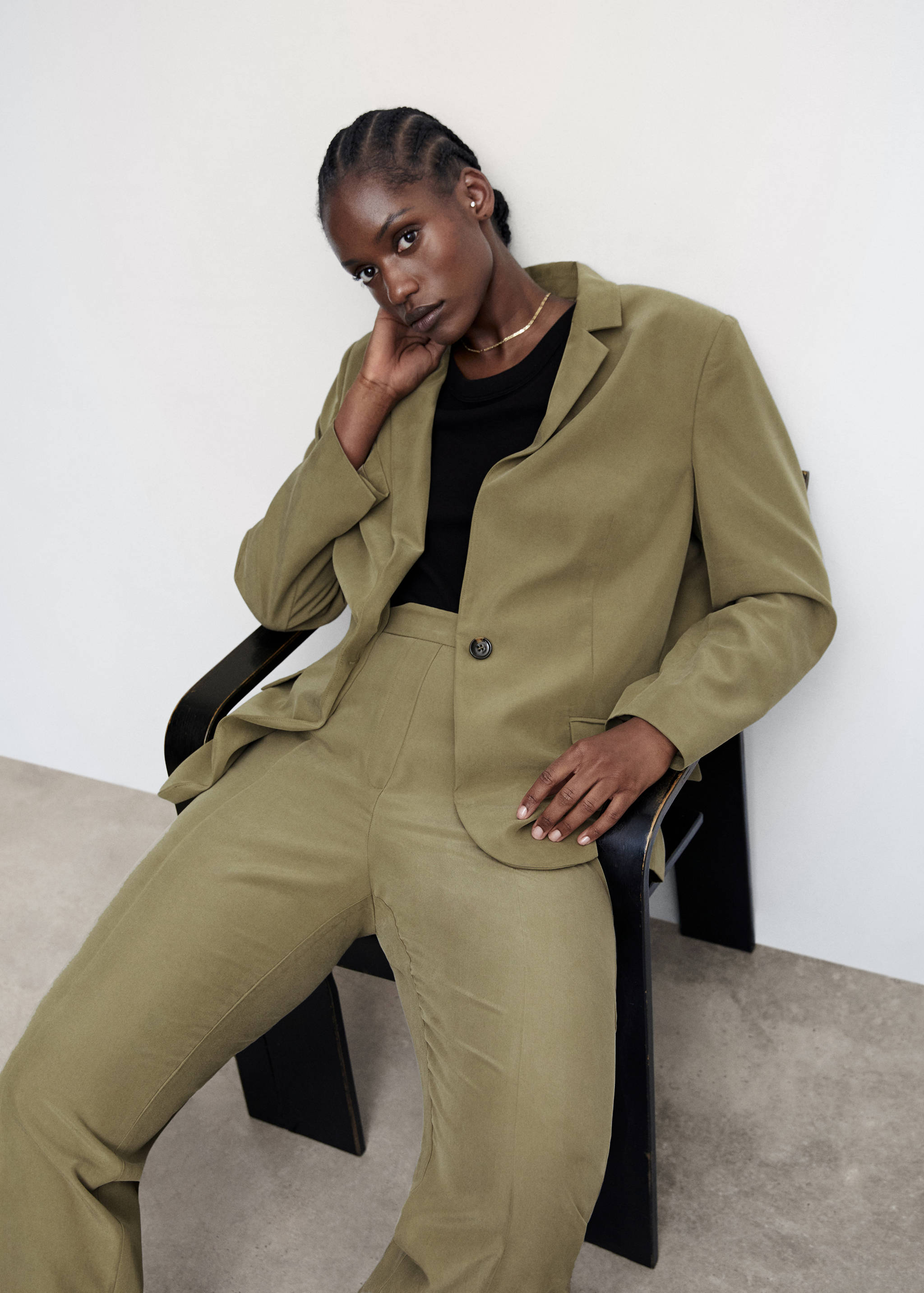 Modal pantalon - Detail van het artikel 4