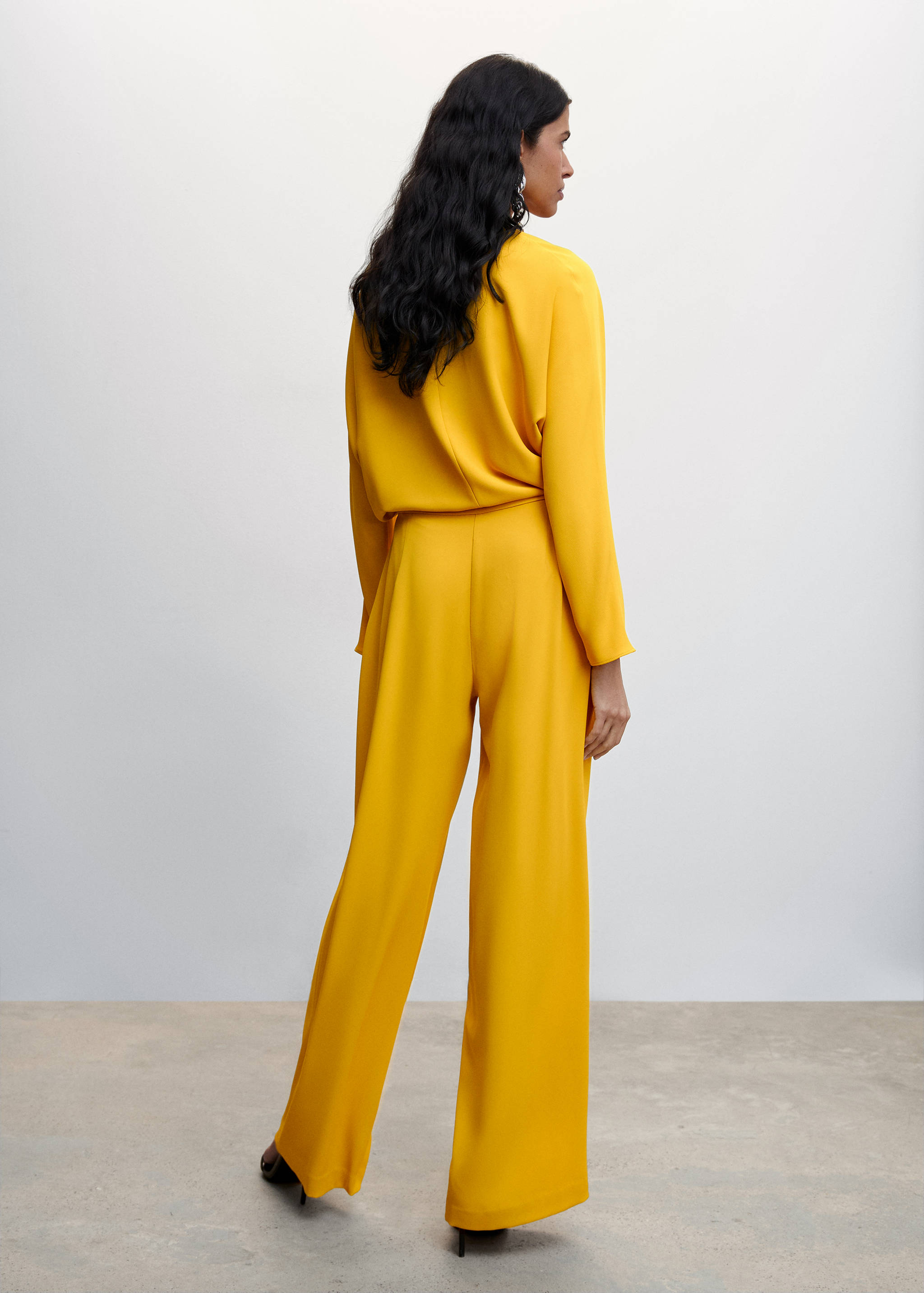 Dart palazzo trousers - Reverse of the article