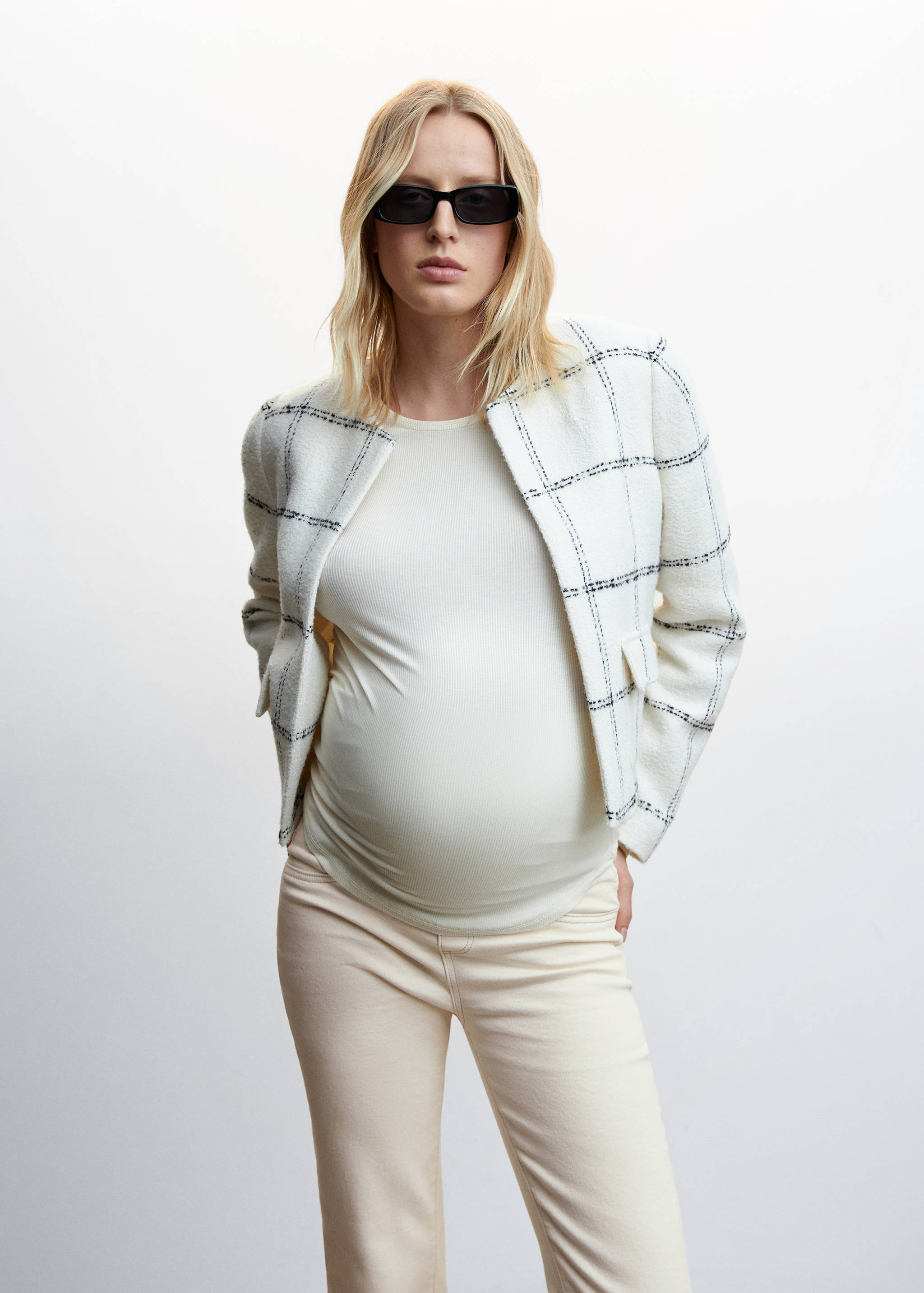Maternity flared cropped jeans - Details of the article 1