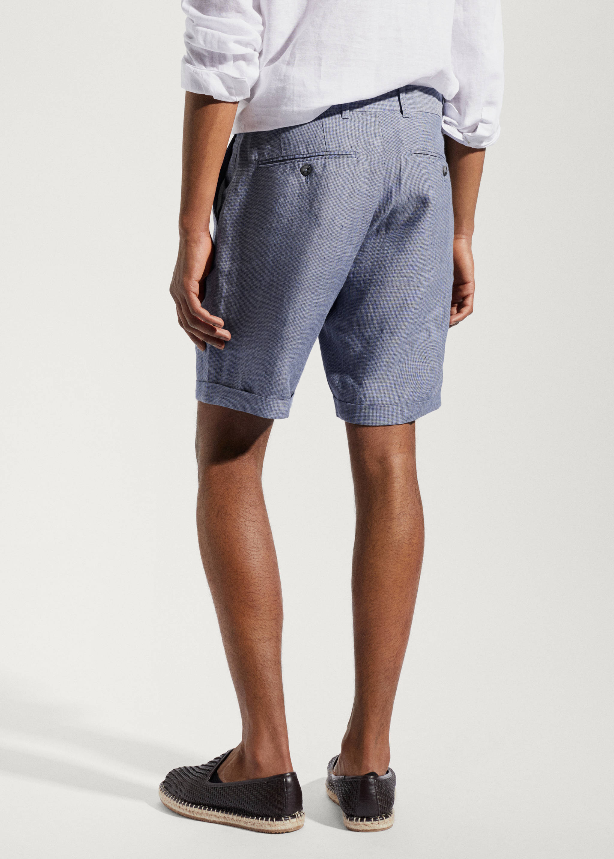 100% linen shorts - Reverse of the article