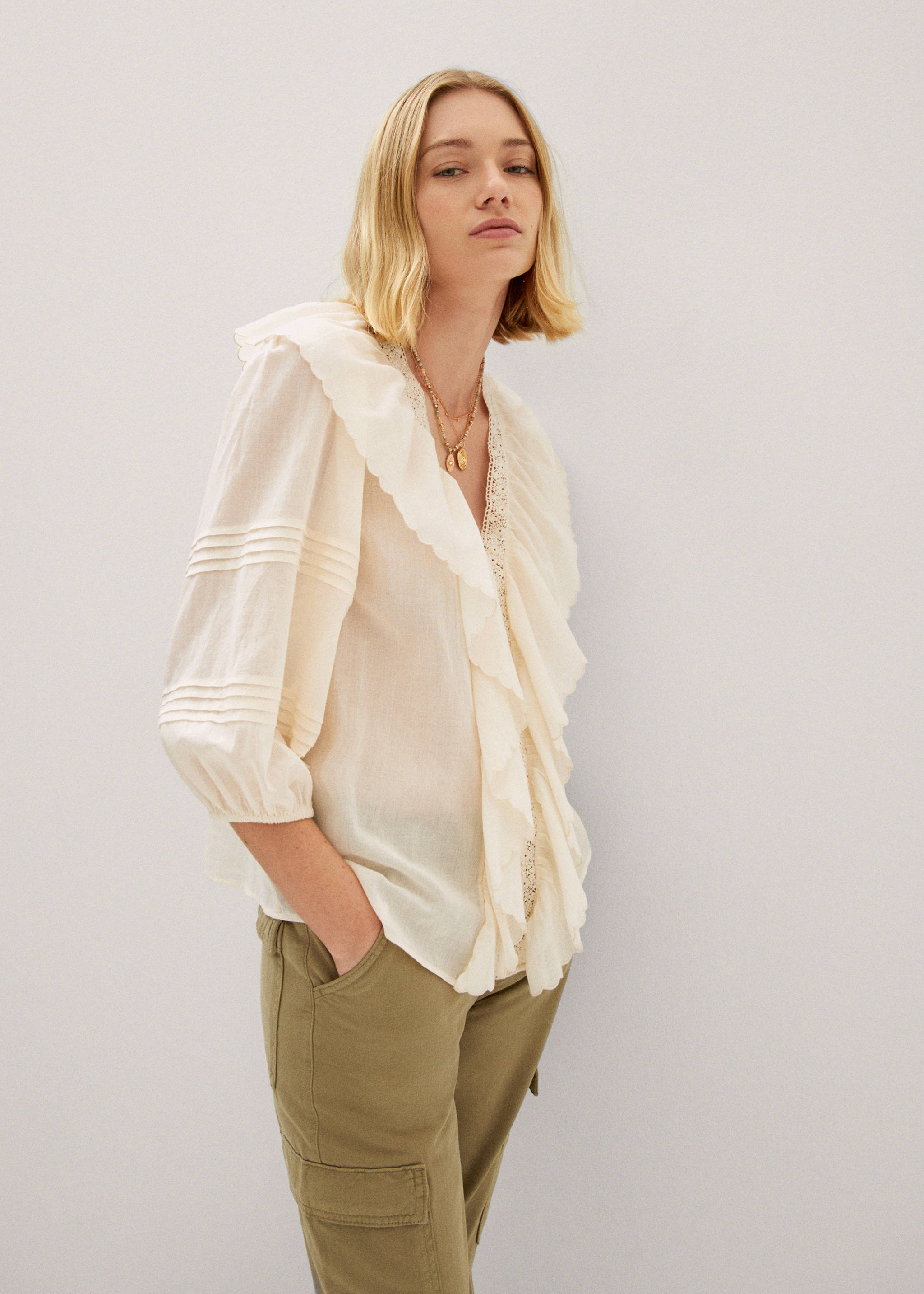 Ruffled puff sleeves blouse - Women | MANGO Taiwan area