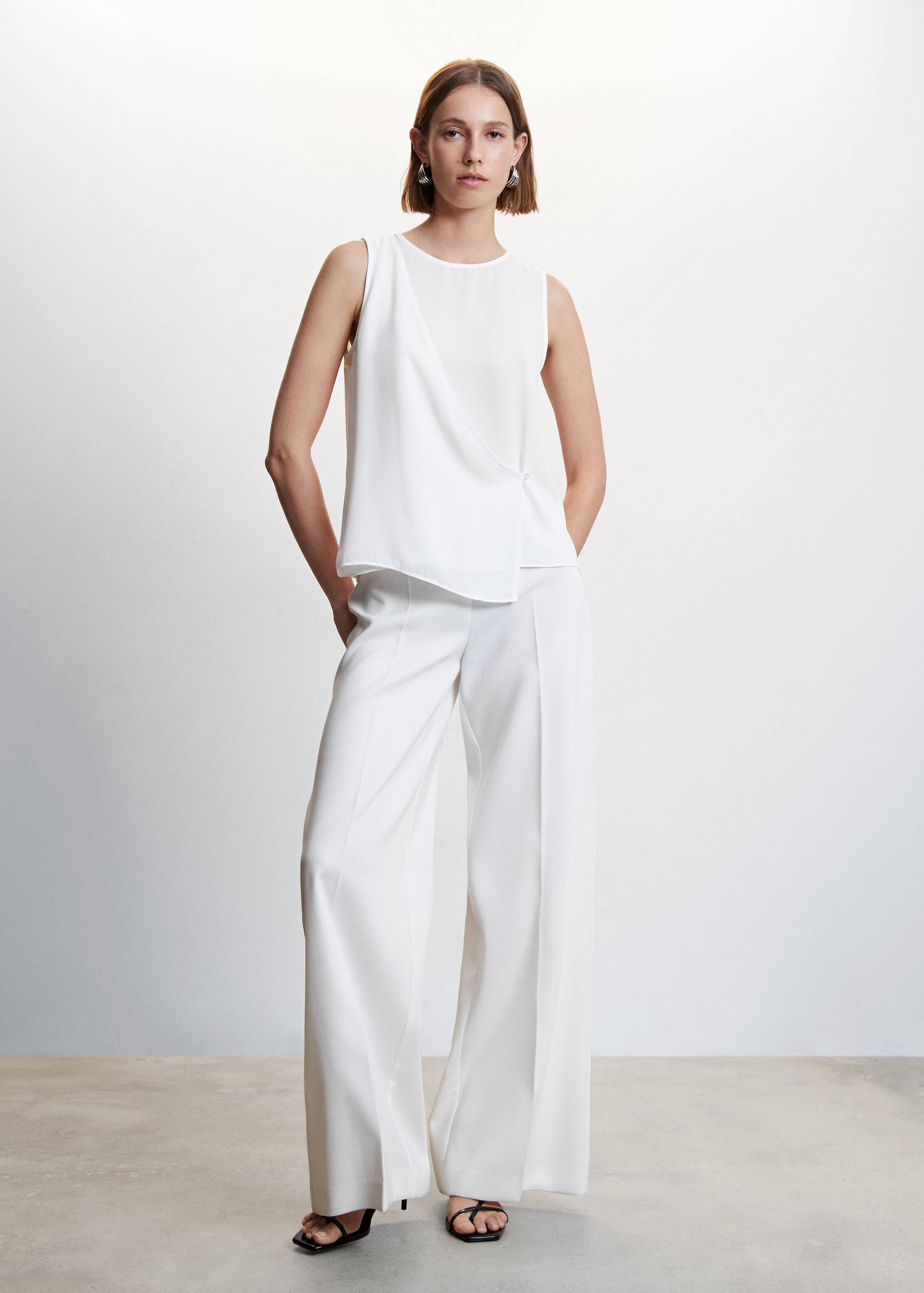 Blusa cruzada botón - Plano general