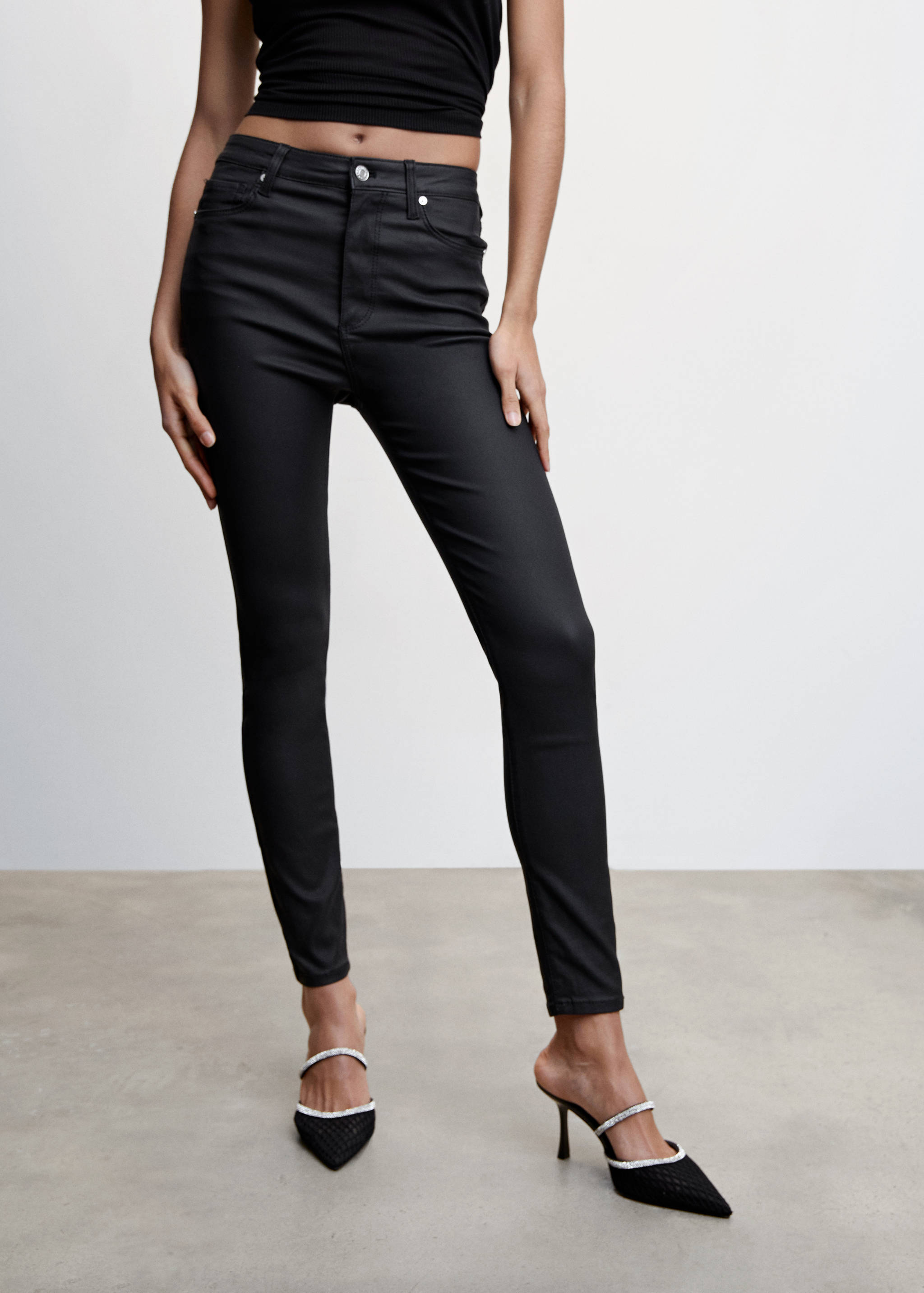 Jean skinny taille haute enduit - Plan moyen