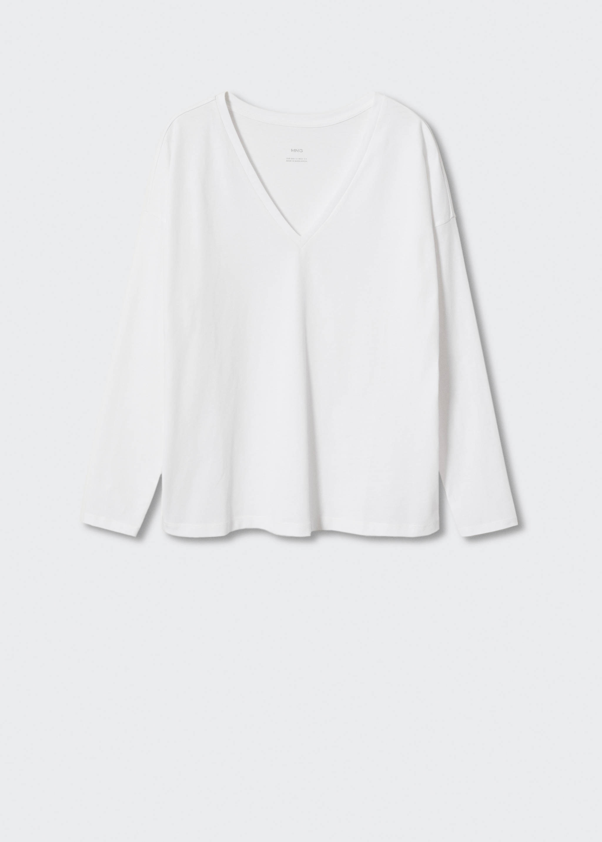 تي شيرت قطني بتصميم رقبة على شكل حرف V - منتج دون نموذج